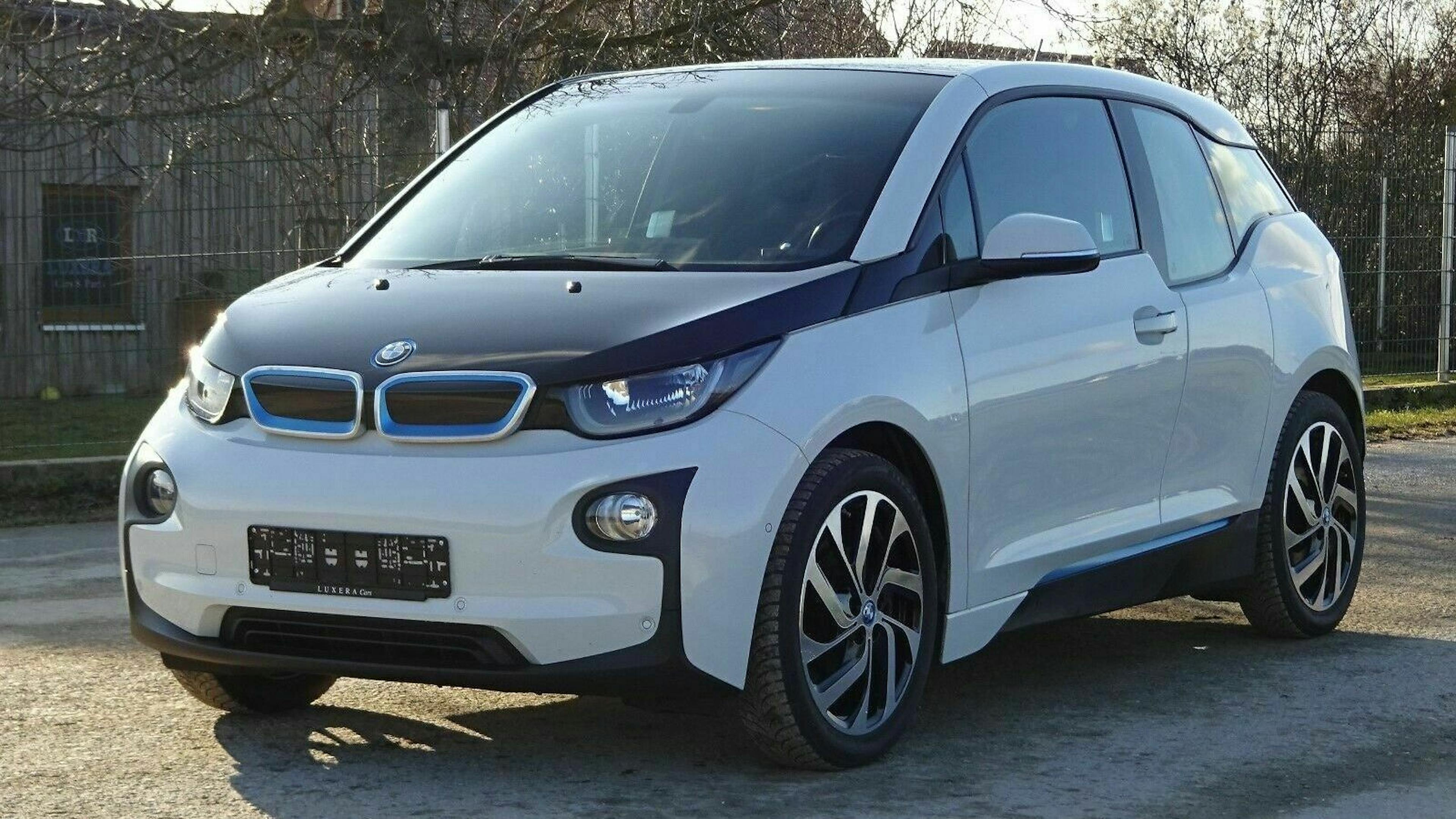 BMW i3