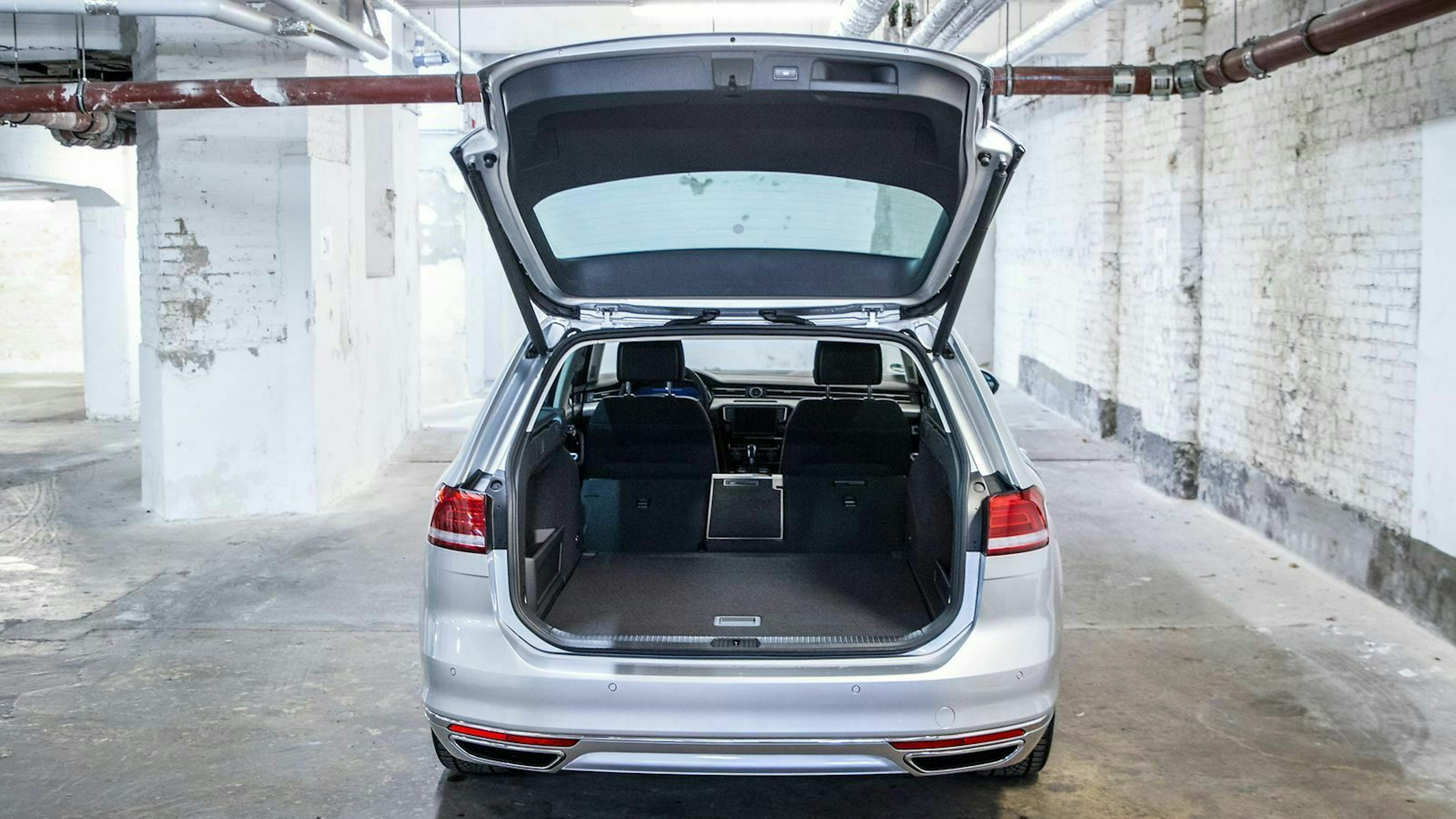 Der Kombi lädt zwischen 483 und 1.613 Litern im Kofferraum