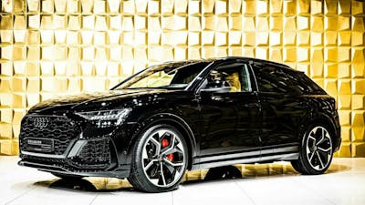 Audi RSQ8