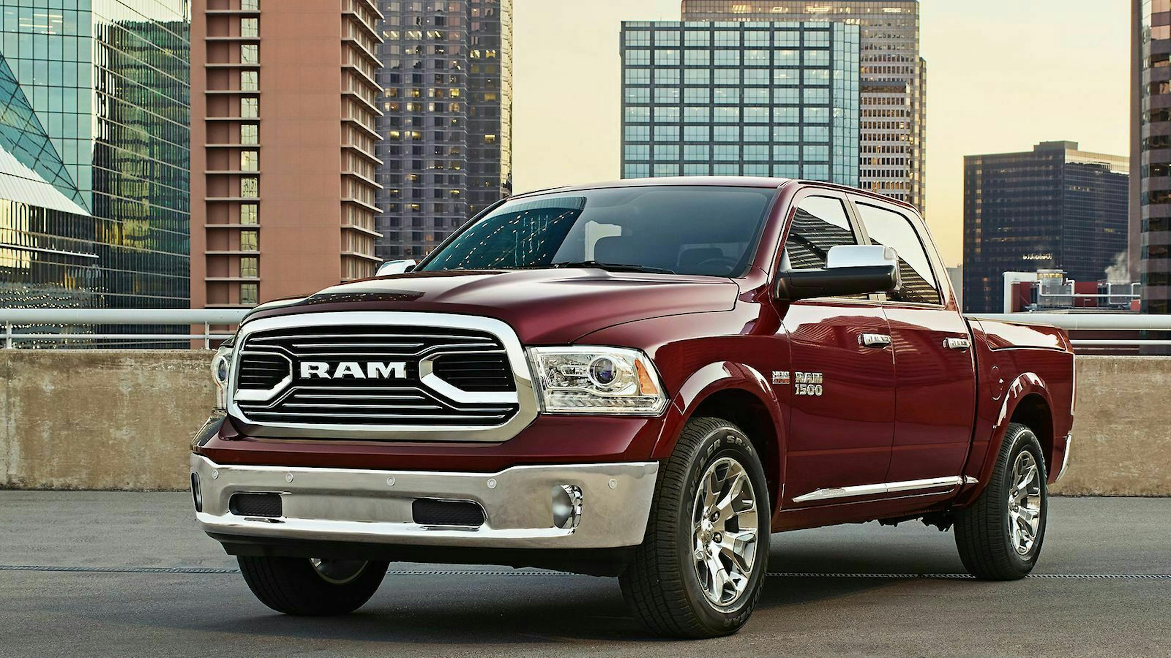 Dodge RAM vor Skyline