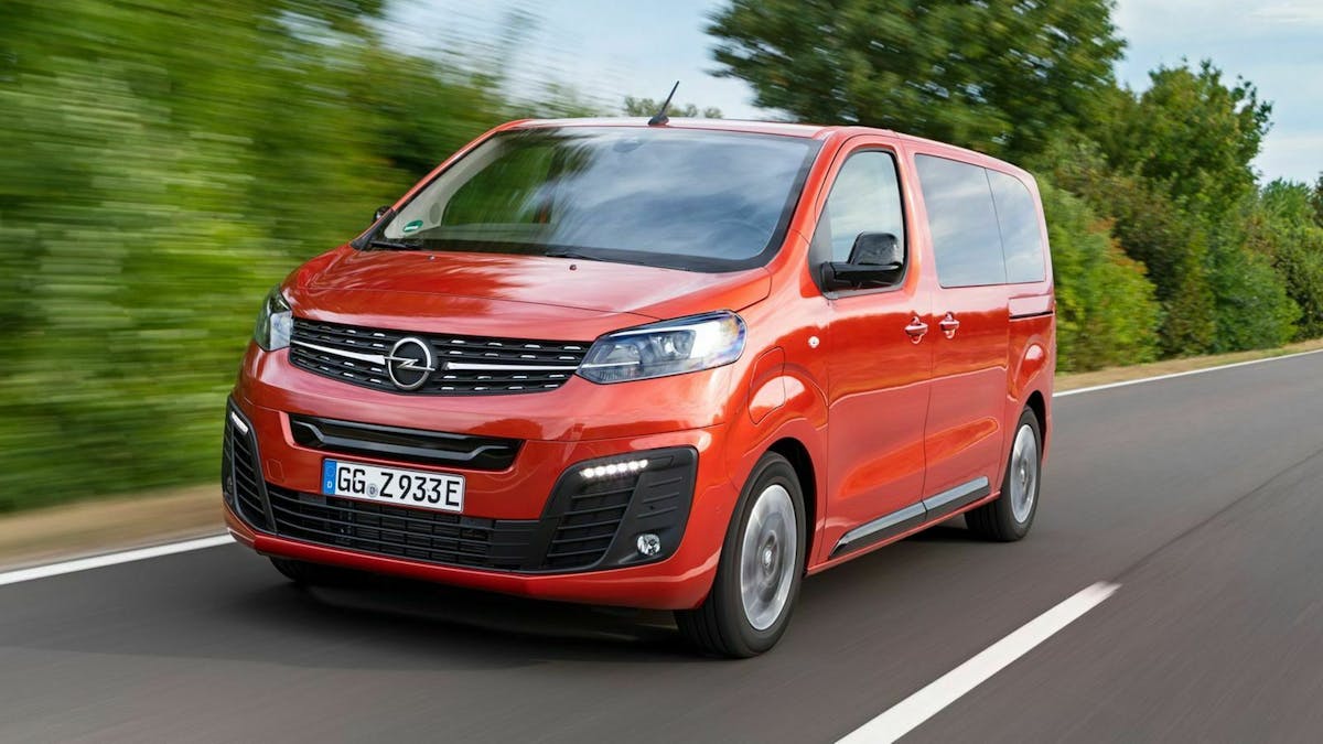 Zu sehen ist der Opel Zafira Life von vorne