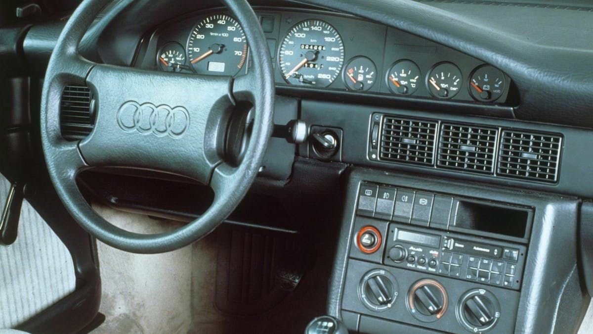 Audi 100 C4 Cockpitansicht