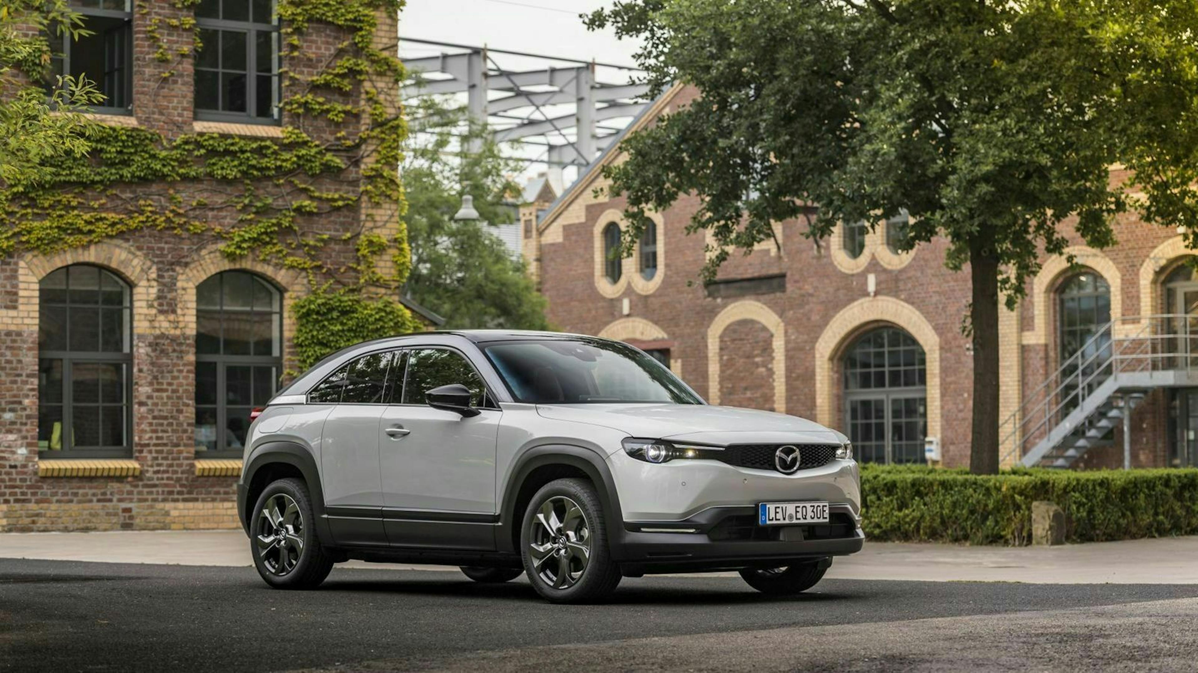 Mazda MX-30 Dreiviertel-Frontansicht