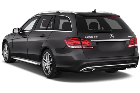 Schwarzer Mercedes Kombi, seitliche Rückansicht, Modell E250 CDI, geparkt auf hellem Hintergrund.