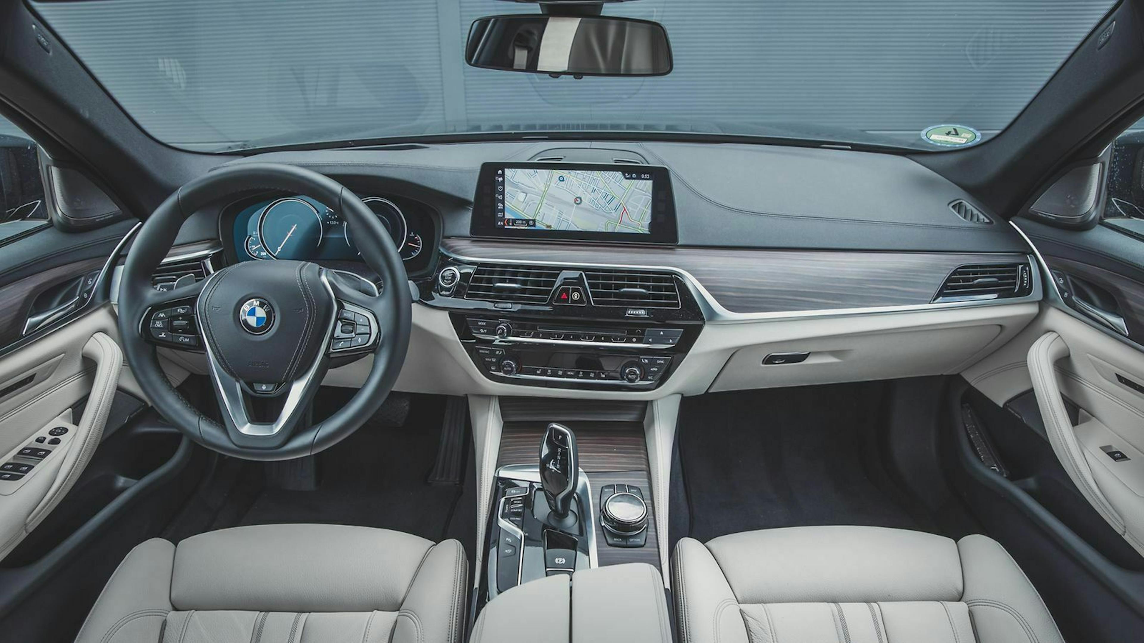 BMW bietet für einige Funktionen Gestensteuerung an