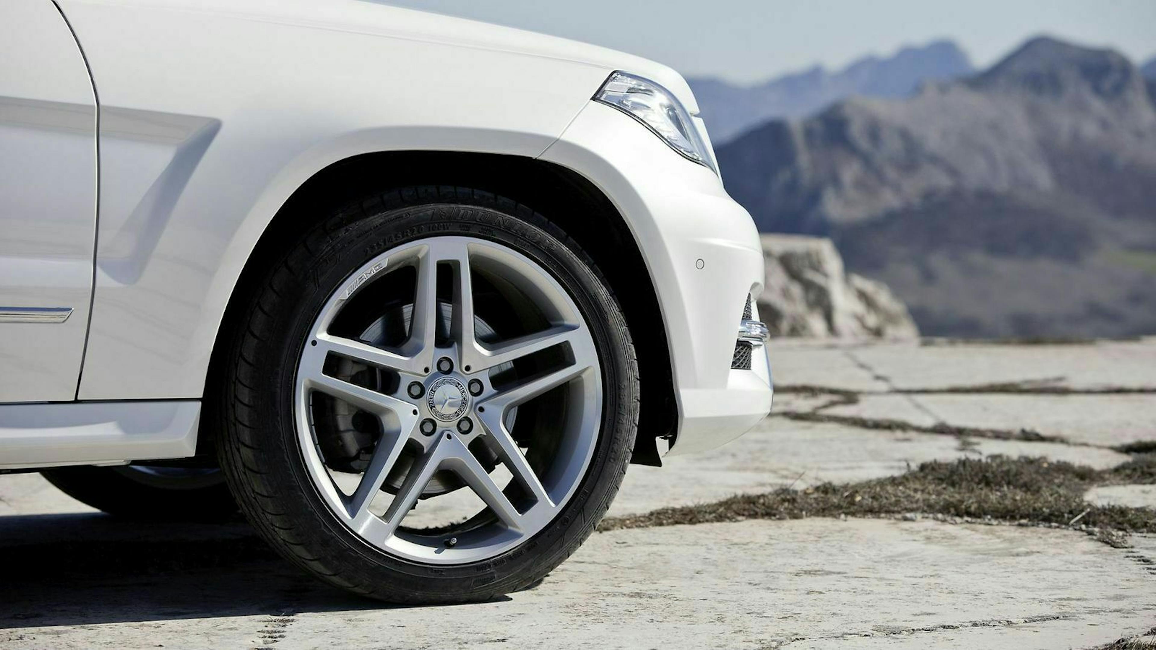 Mercedes-Benz GLK 2012 Radkasten