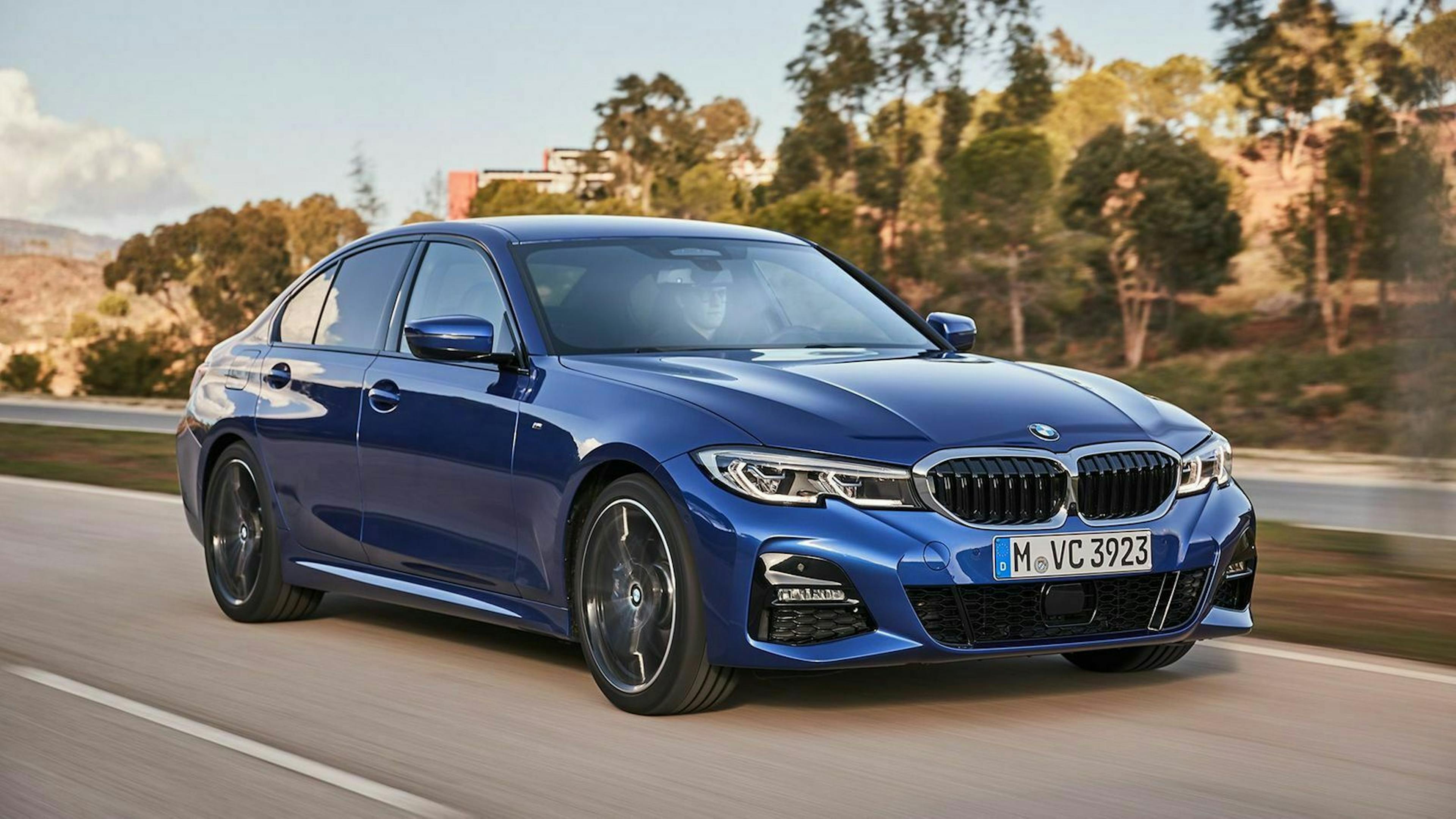 Zu sehen ist der 3er BMW M Sport von vorne