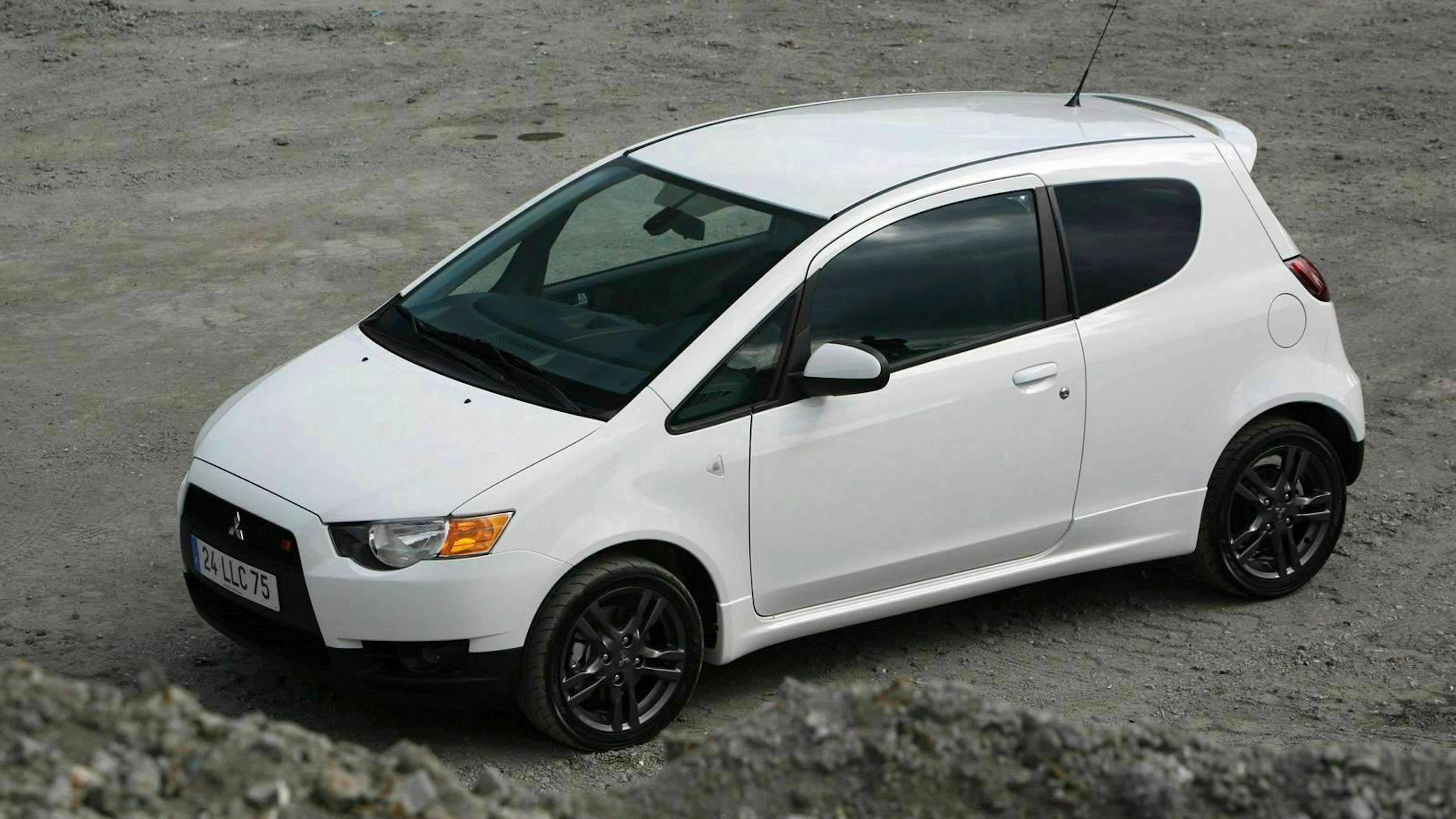 Mitsubishi-Colt-Ralliart-2009