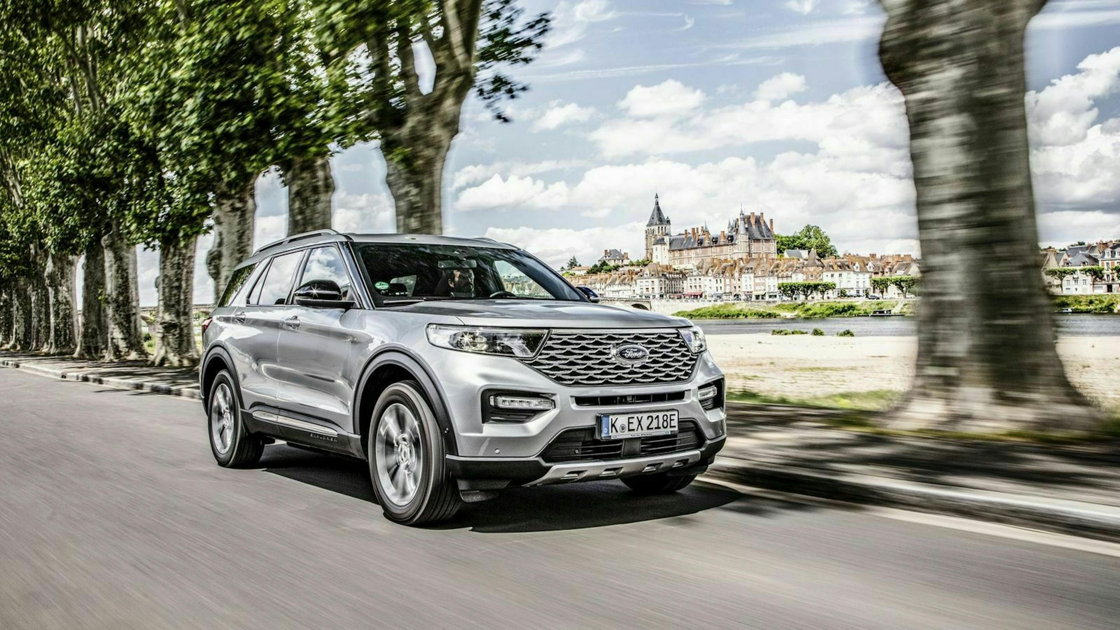 Ford Explorer Dreiviertel-Frontansicht TEASER