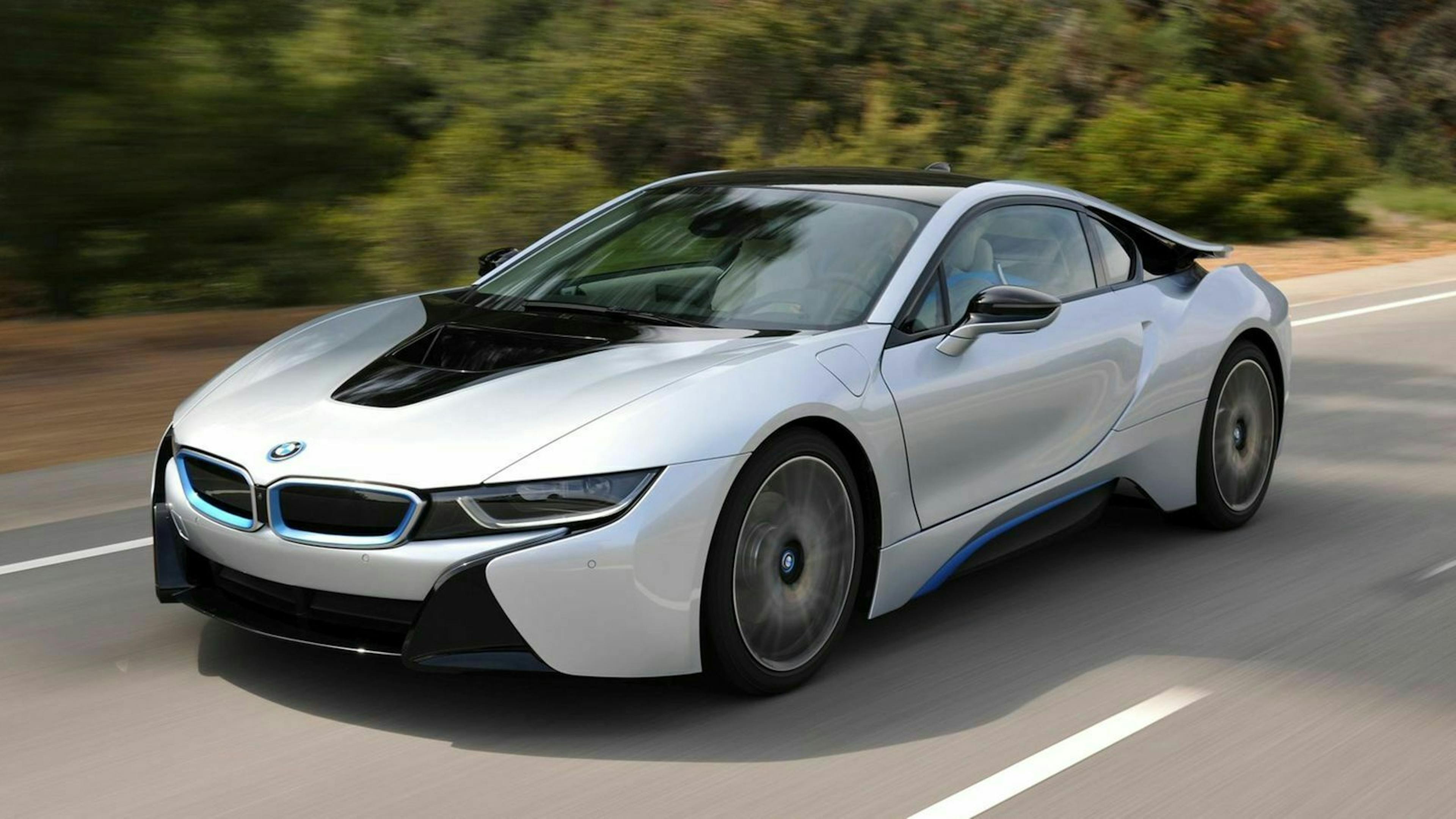 BMW i8 Dreiviertel-Frontansicht