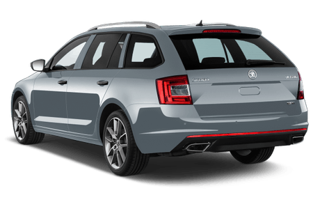 Grau-metallic Kombi mit modernem Design, geparkt auf grünem Hintergrund. Sicht auf die Rückseite mit Rücklichtern und Dachreling.