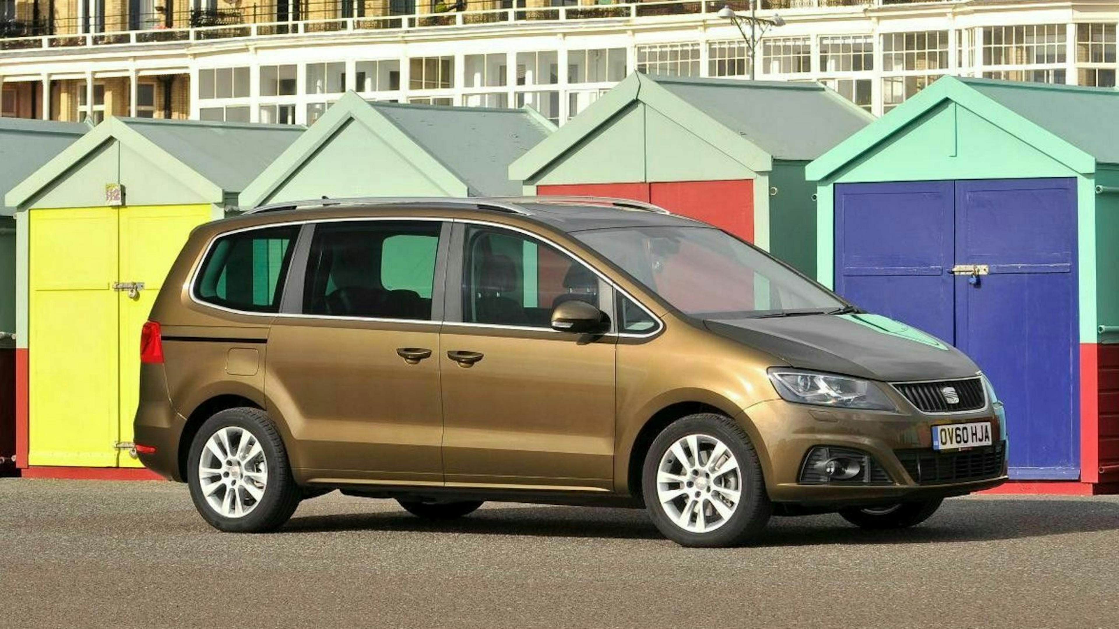Zu sehen ist der Seat Alhambra