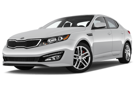 Silberner Limousinen-Pkw mit sportlichem Design, markanter Front und modernen Leichtmetallfelgen. Fahrzeug steht schräg von vorne sichtbar.