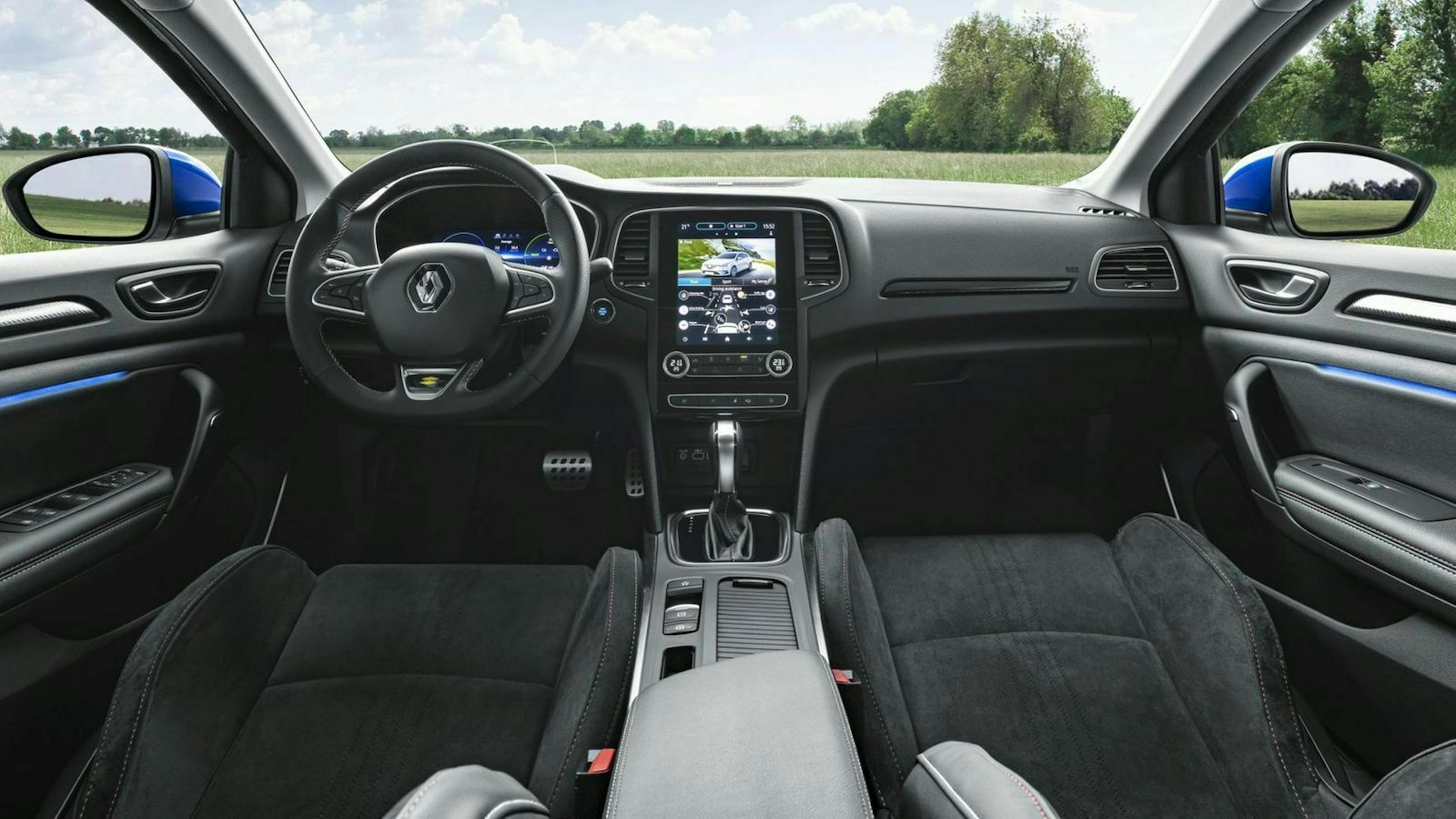 Zu sehen ist das Cockpit des Renault Mégane Grandtour E-Tech