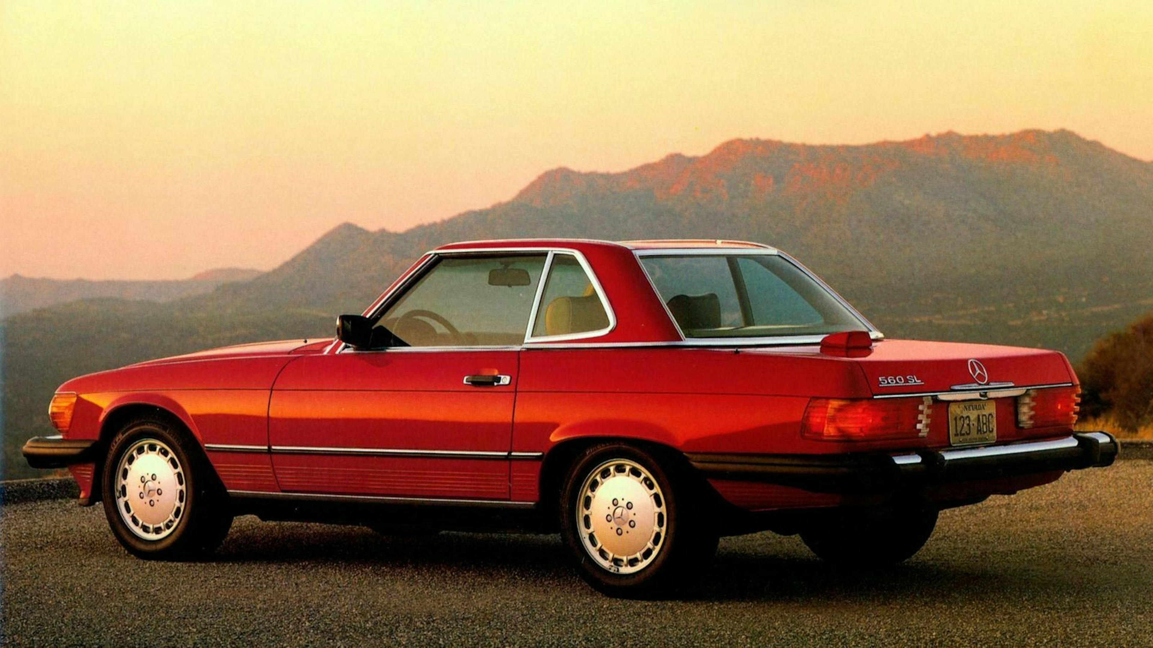 Mercedes SL (R107) in Seitenansicht