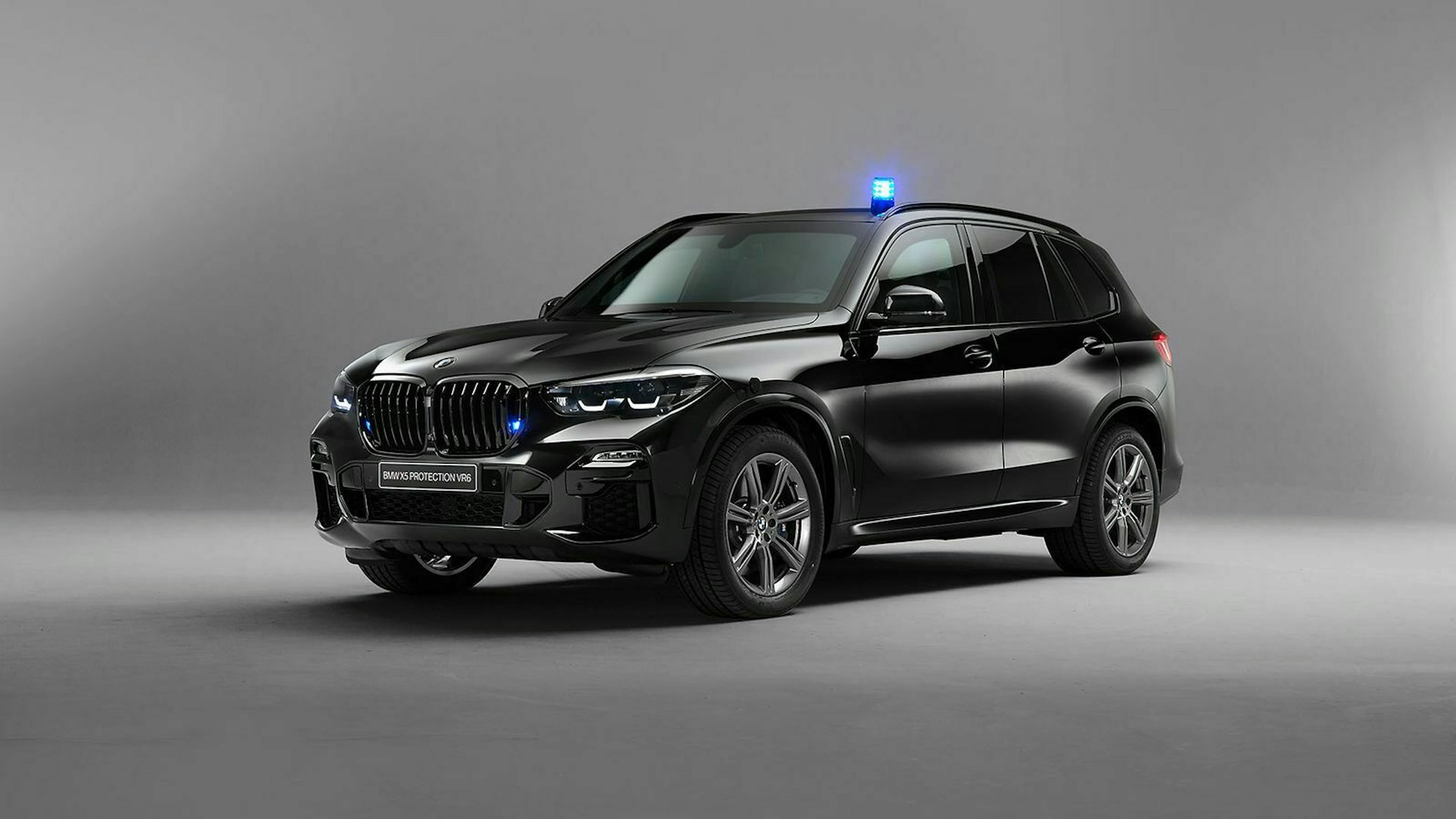  Der BMW X5 Protection VR6 besitzt 30 Millimeter dickes Sicherheitsglas und eine schussichere Panzerung