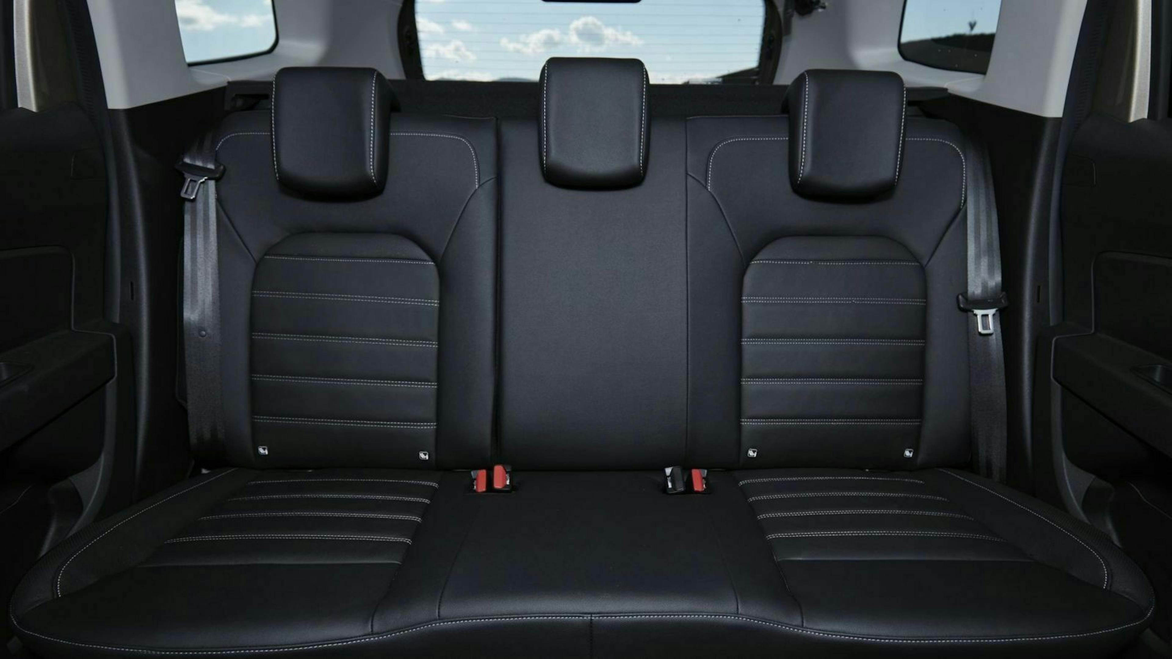 Dacia Duster 2 (seit 2017) mit LBlick auf die Rücksitzbank