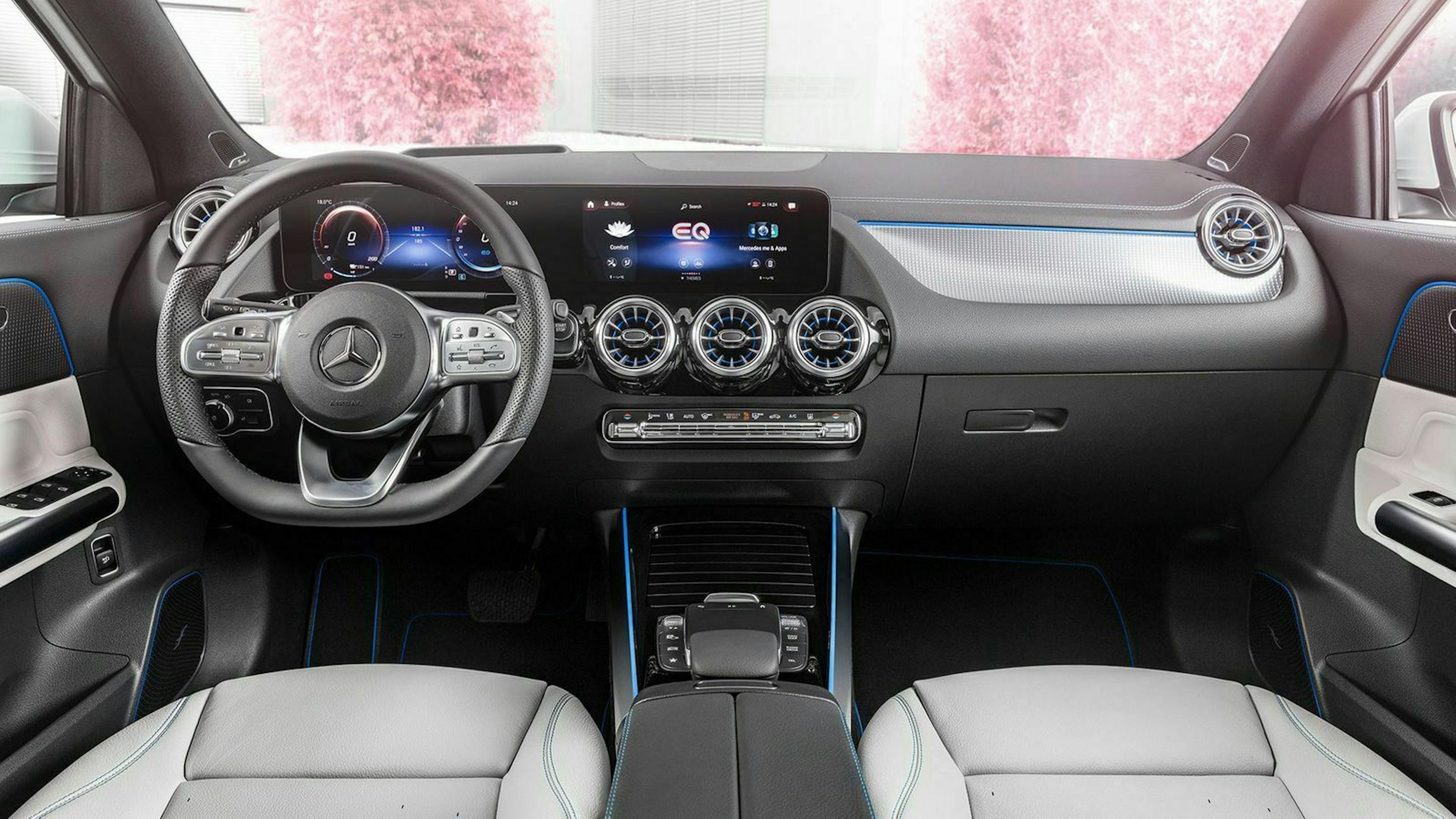 Mercedes EQA (2021) mit Sicht auf das Lenkrad und den Display
