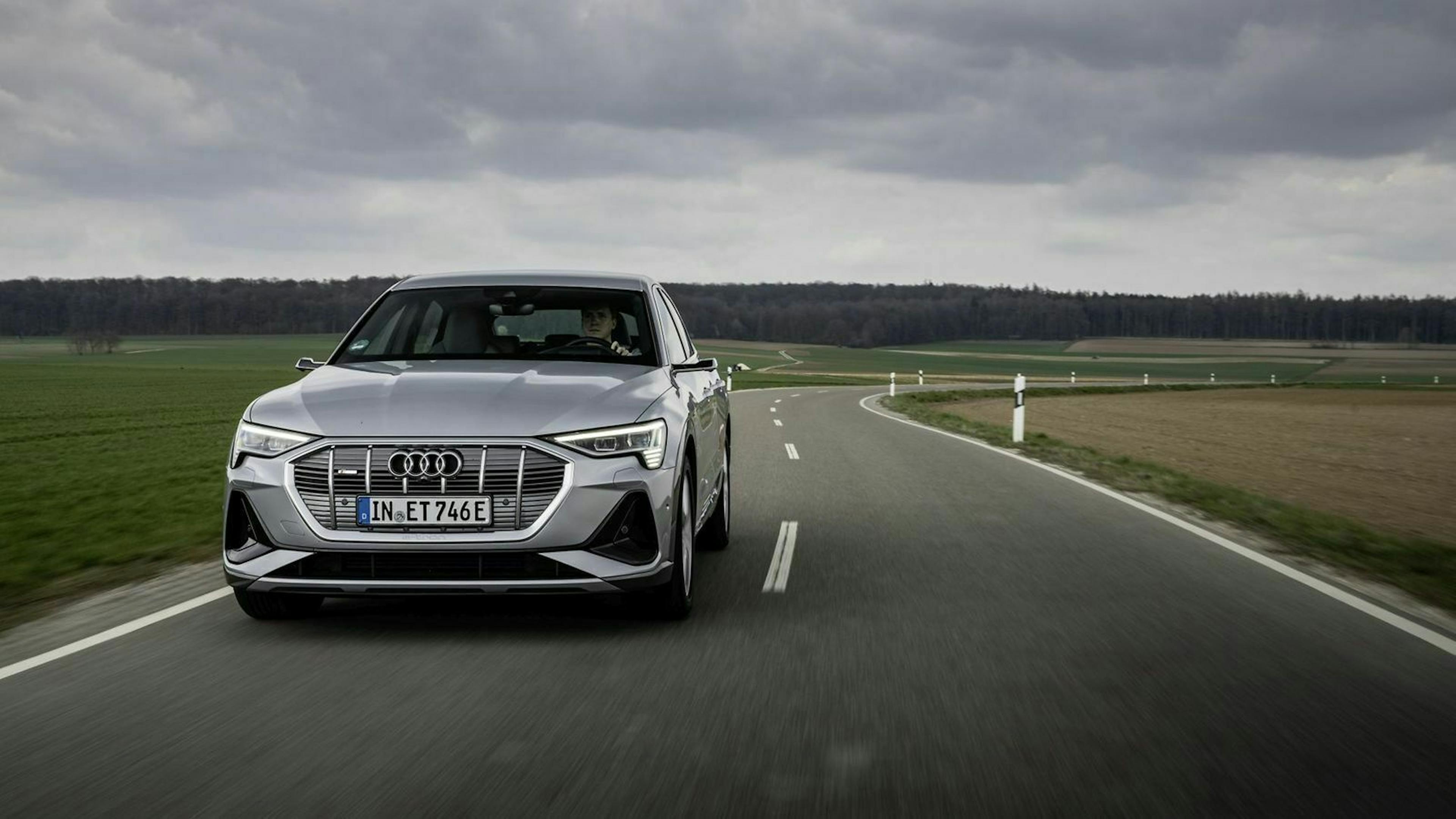 Audi e-Tron Sportback Consti 10