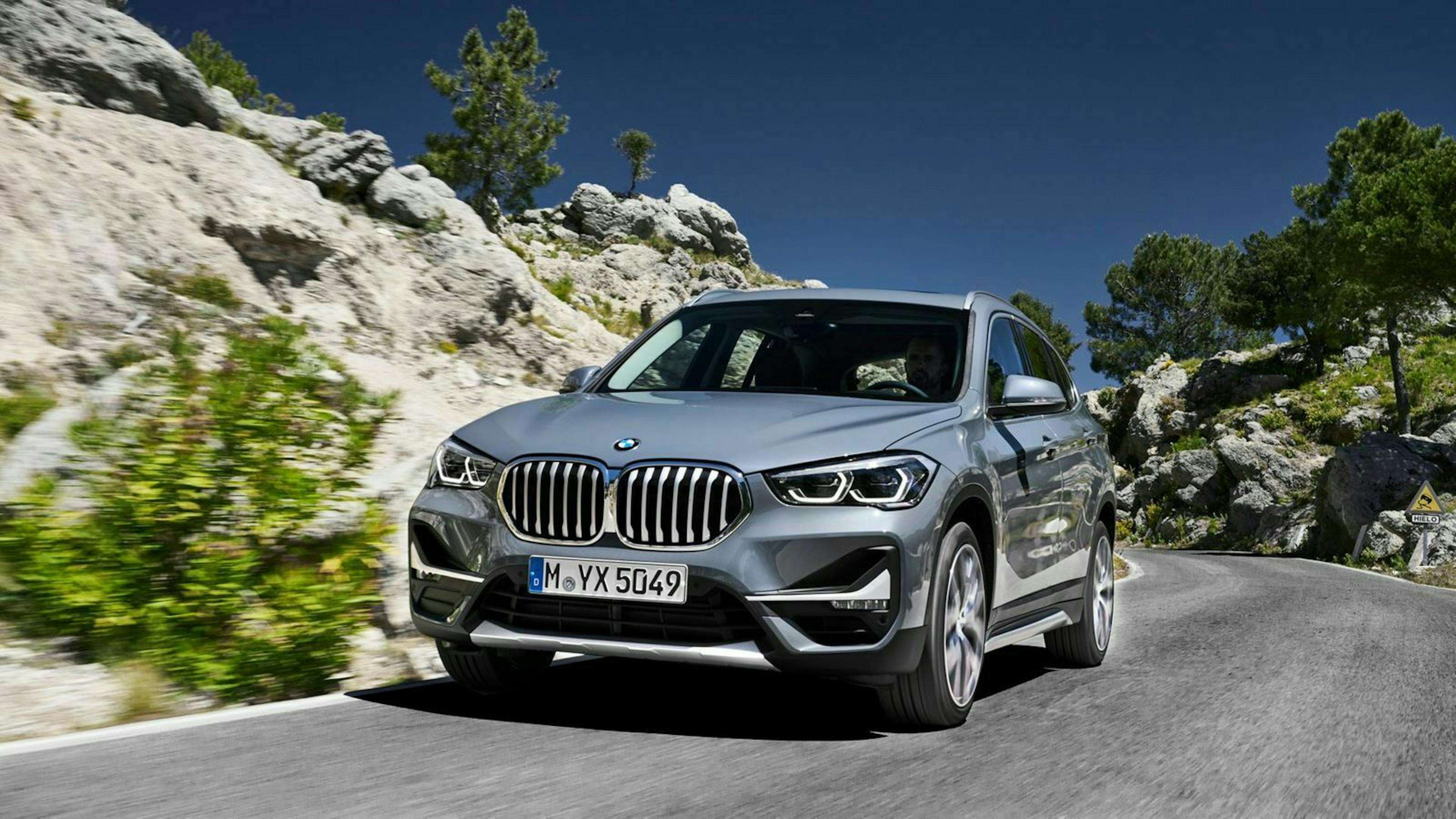 Der BMW X1 in Frontansicht