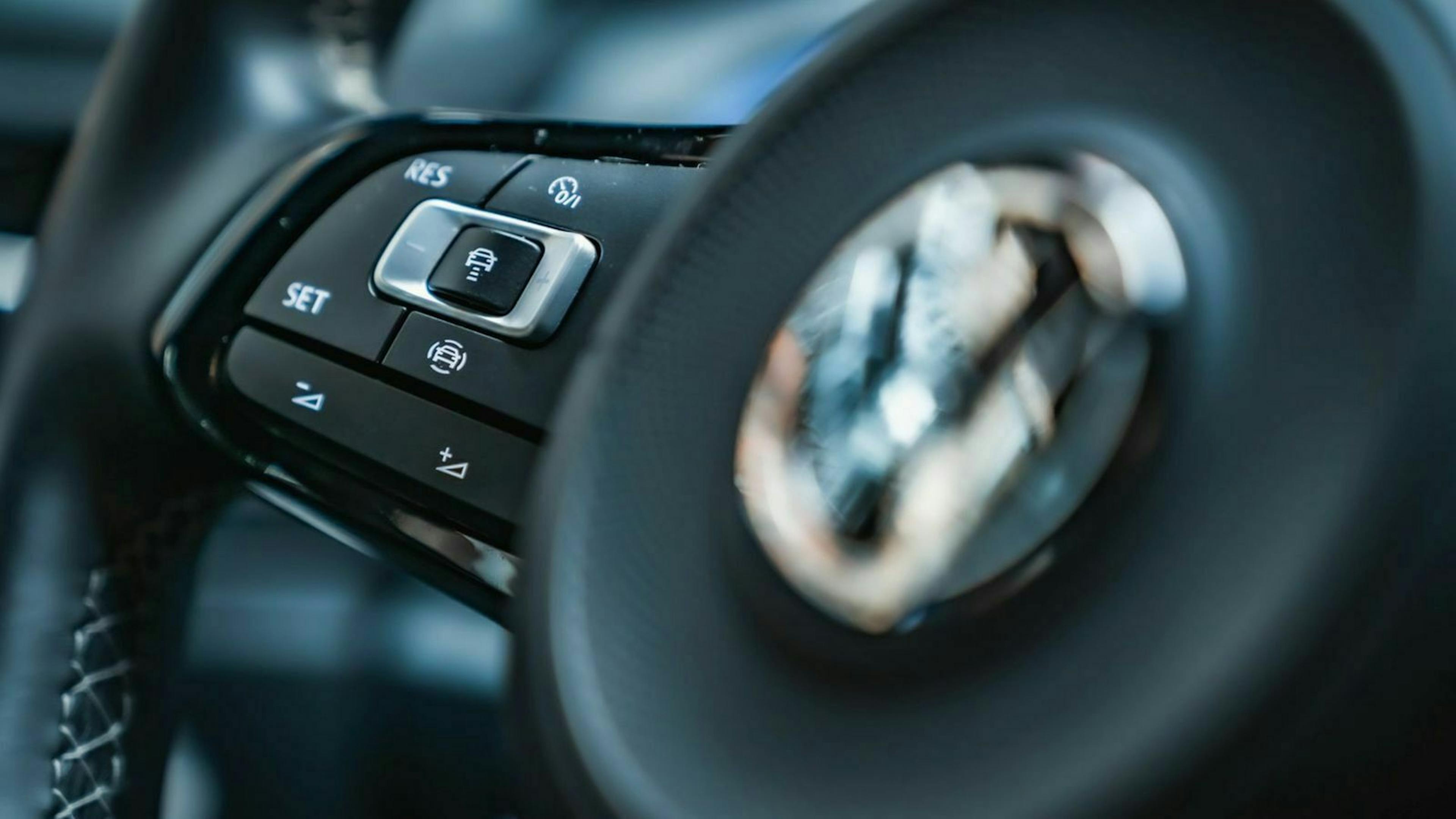 VW T-Roc Detailansicht Lenkradschalter