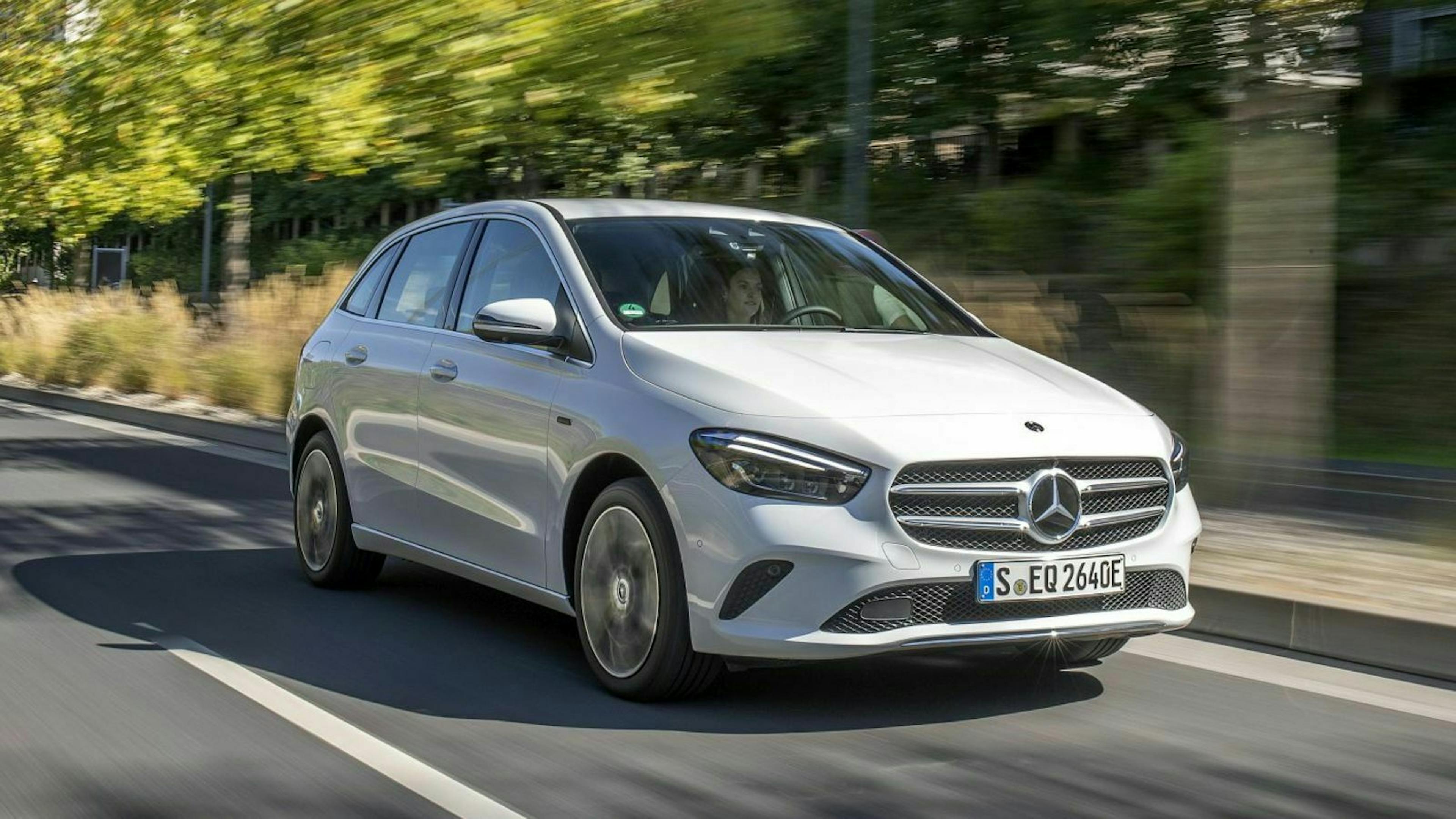 Mercedes B-Klasse Dreiviertel-Frontansicht