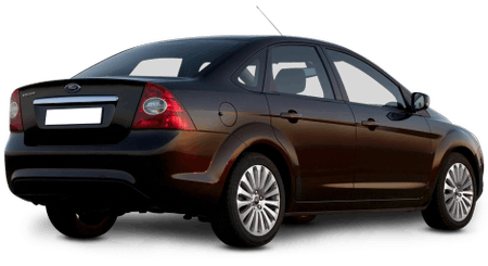 Schwarzer viertüriger Kleinwagen, Blick von hinten rechts, parkend auf weißem Hintergrund.