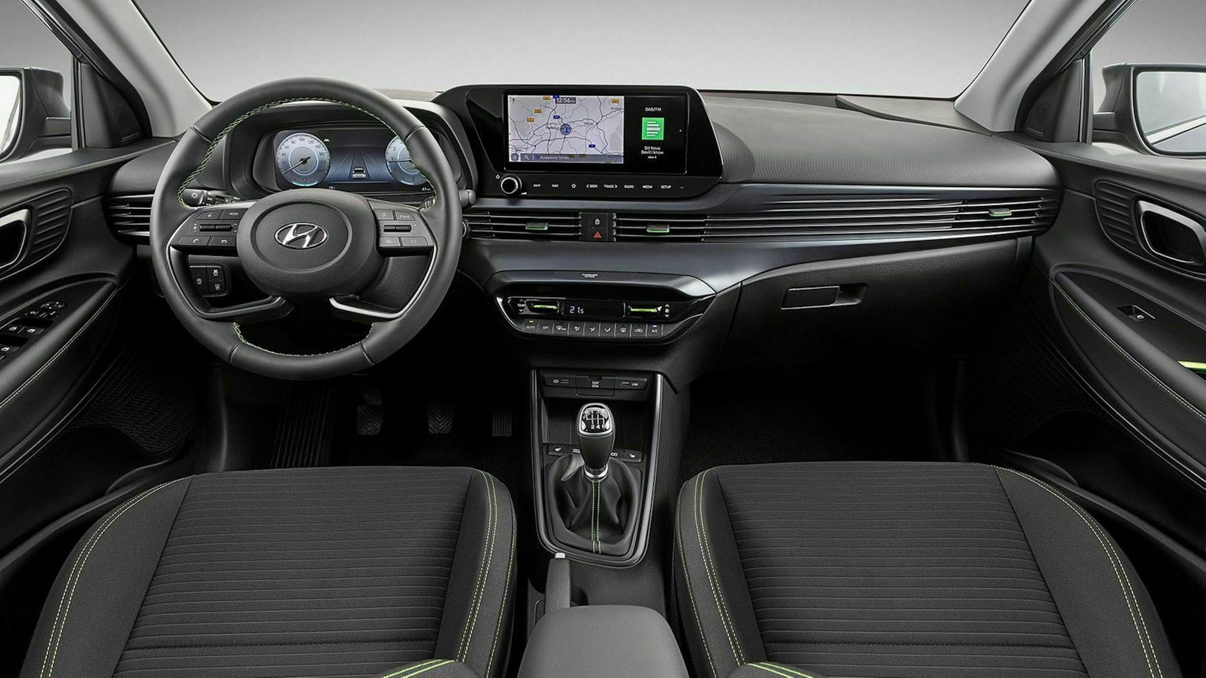 Der Innenraum des Hyundai i20 (2020)