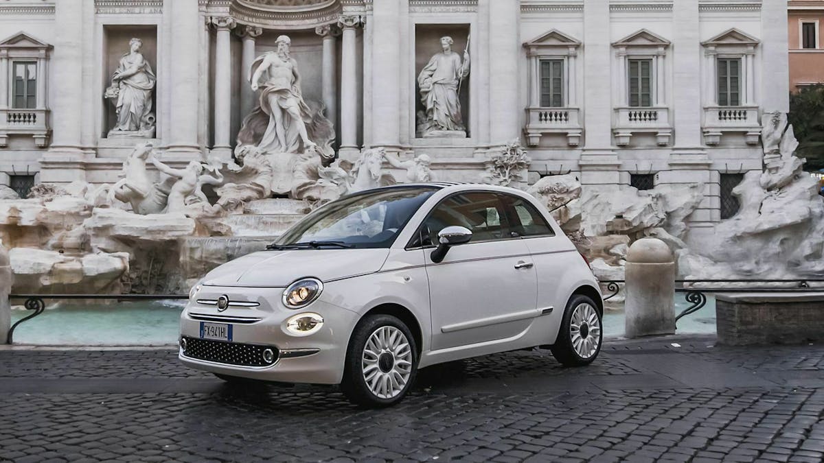 Der Fiat 500 lässt sich sogar in ein Cabrio verwandeln.