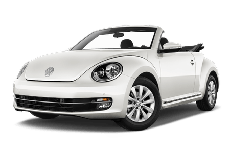 Weißer Volkswagen Beetle Cabrio, seitlich von vorne gezeigt, mit geöffnetem Verdeck und sichtbar glänzender Lackierung.