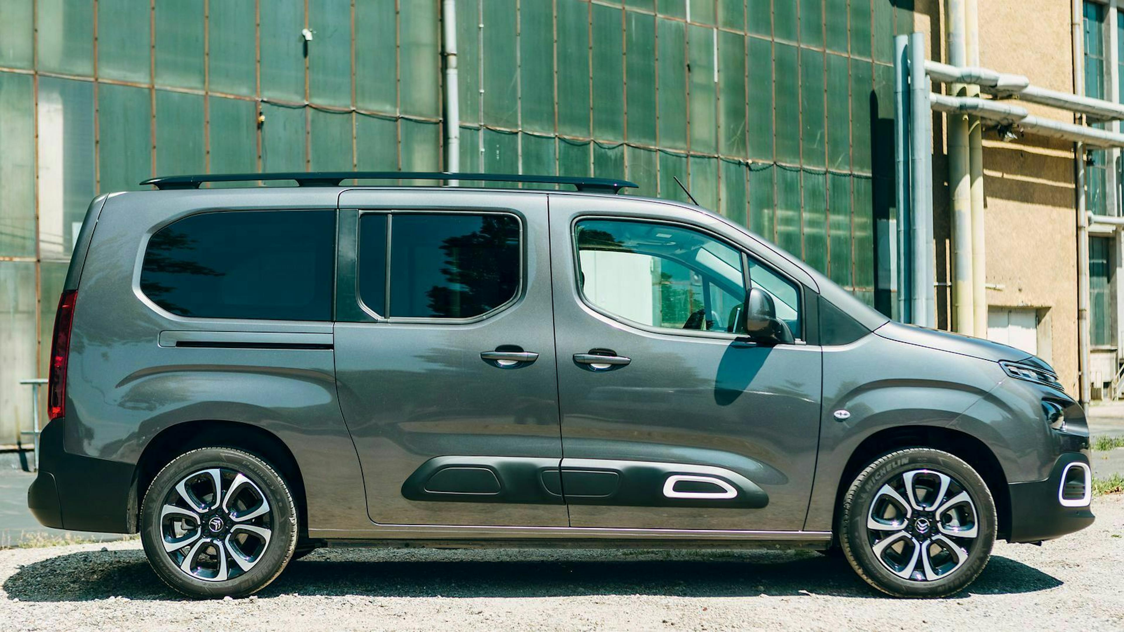 Citroën Berlingo XL: Mit 4,75 Metern Länge kann der Kastenwagen zuweilen Probleme bei der Parkplatzsuche machen