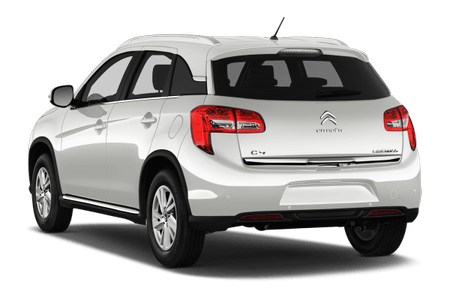 Weißer Citroën C4 von hinten, geparkt. Sicht auf Rücklichter, Emblem und Heckscheibenwischer.