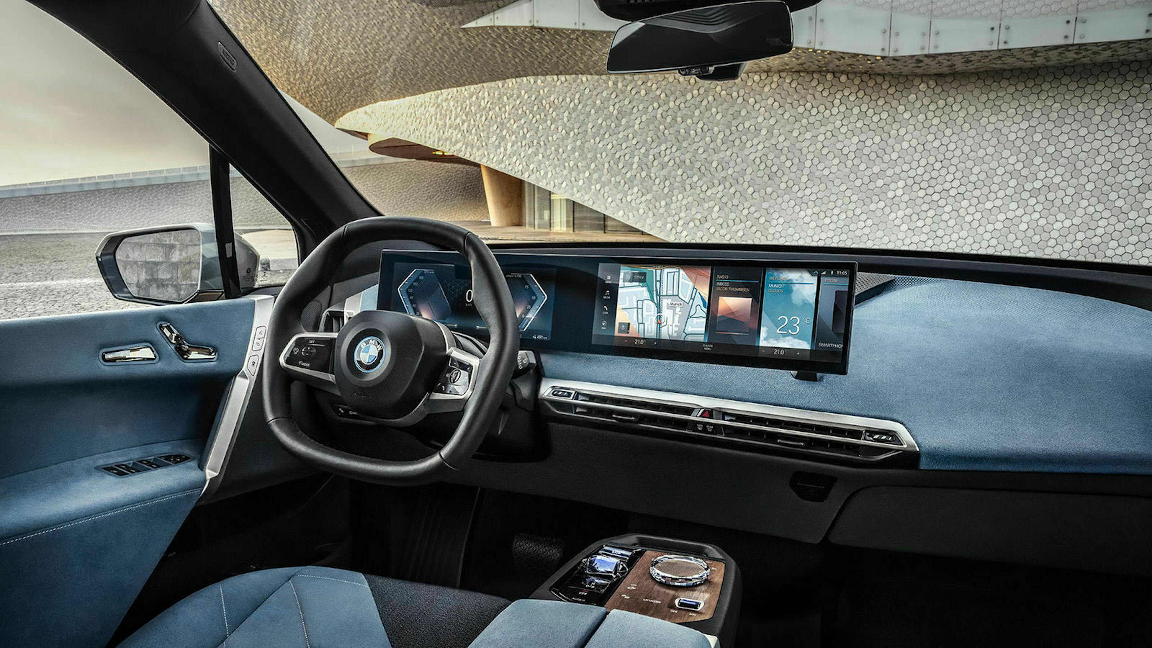 BMW iX Cockpit