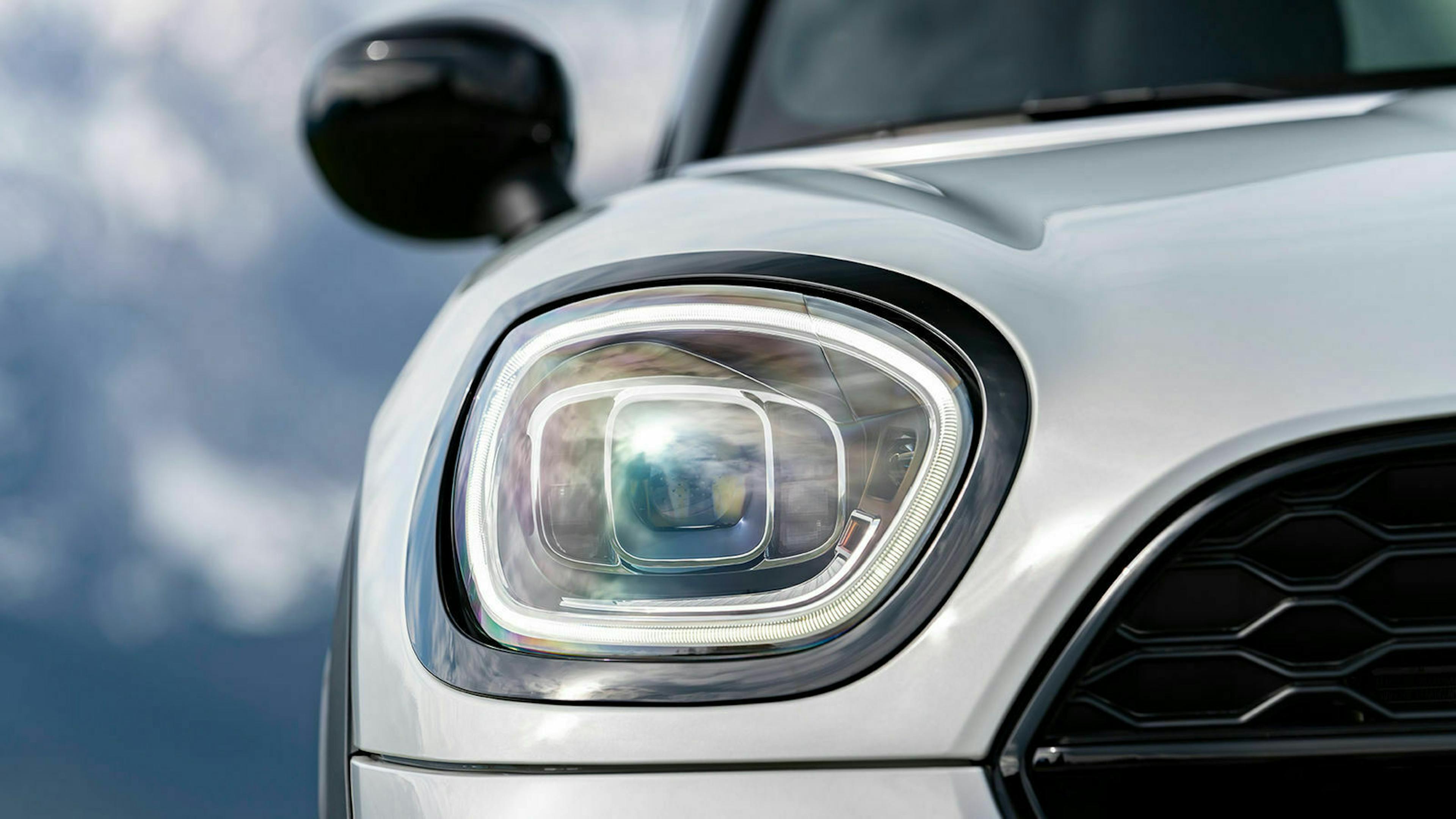 Mini Countryman Detailansicht Frontscheinwerfer
