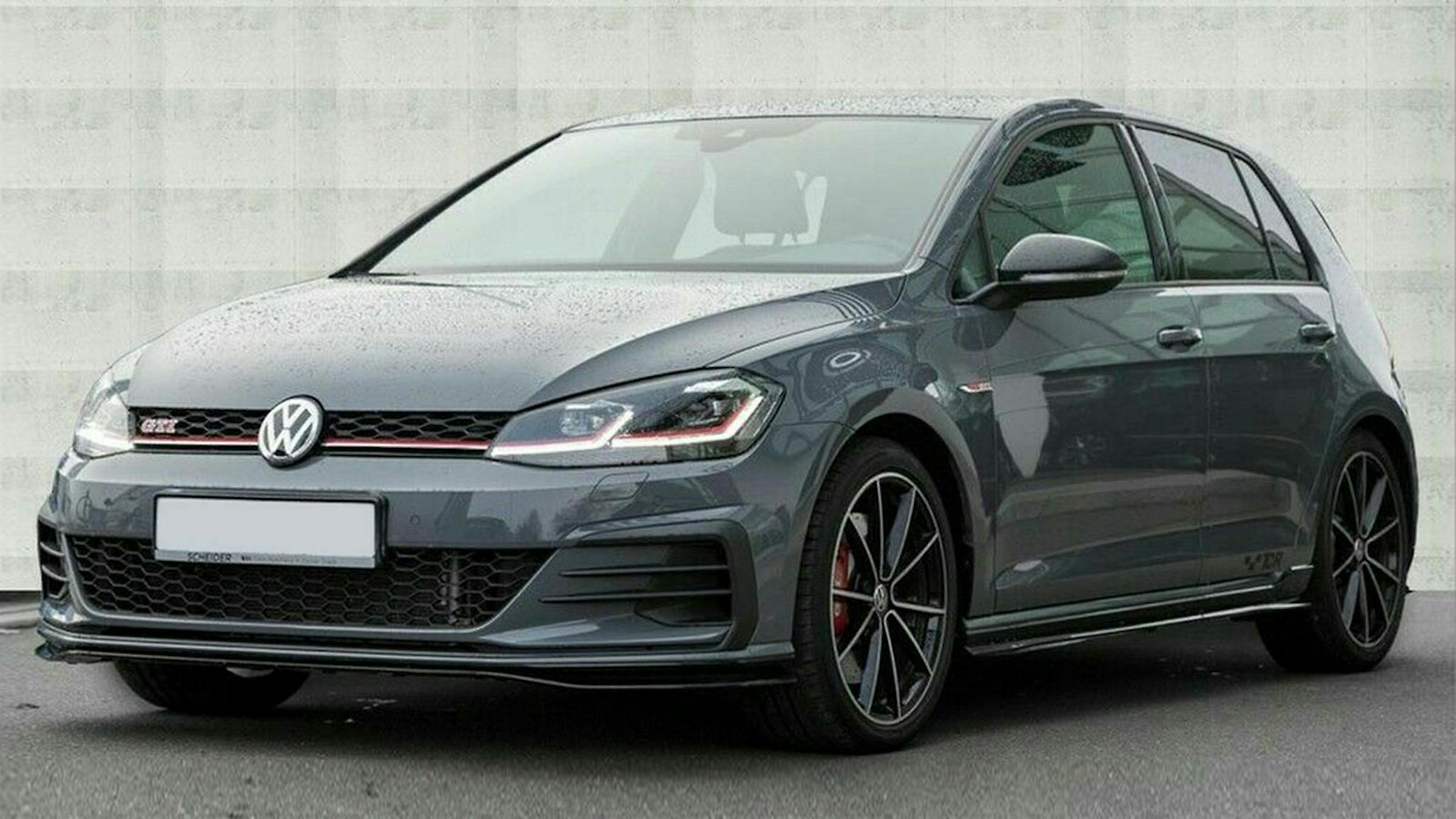 VW Golf 7 GTI-TCR