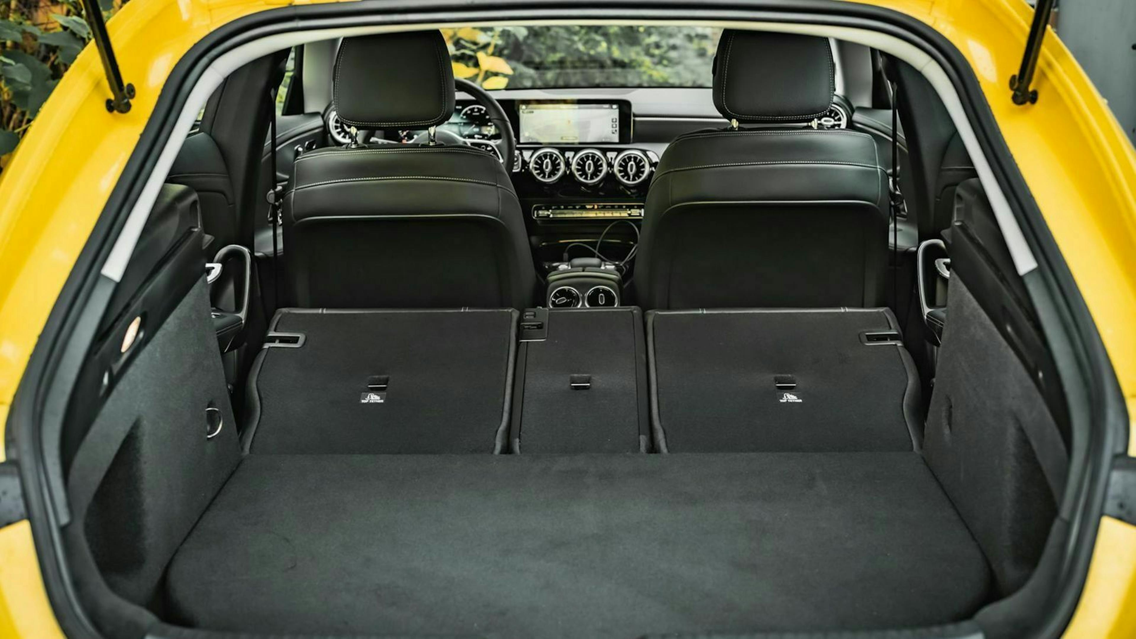 Mercedes-Benz CLA Shooting Brake Kofferraum umgeklappte Rückbank