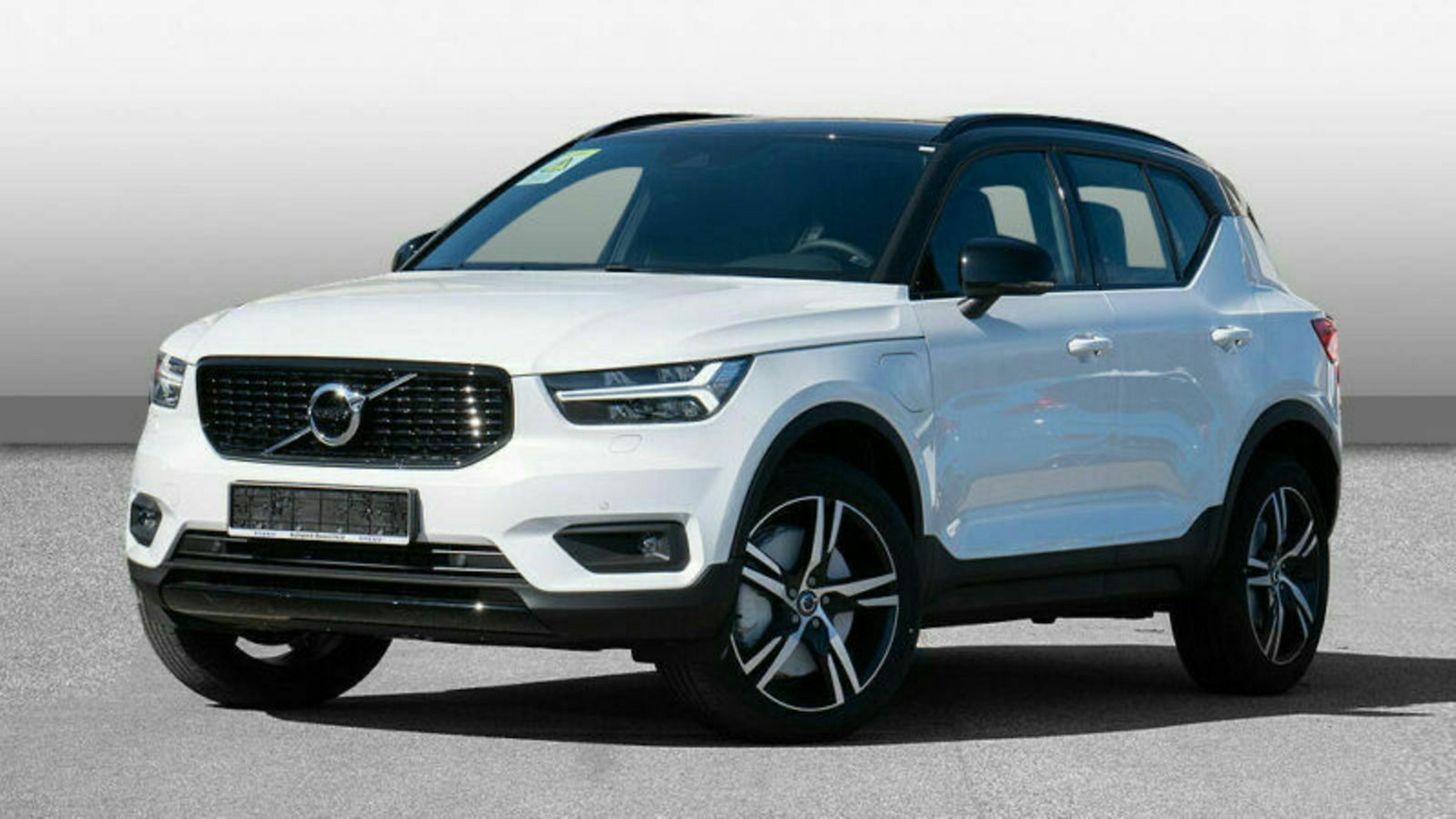 Volvo XC40 PHEV dreiviertel-frontansicht