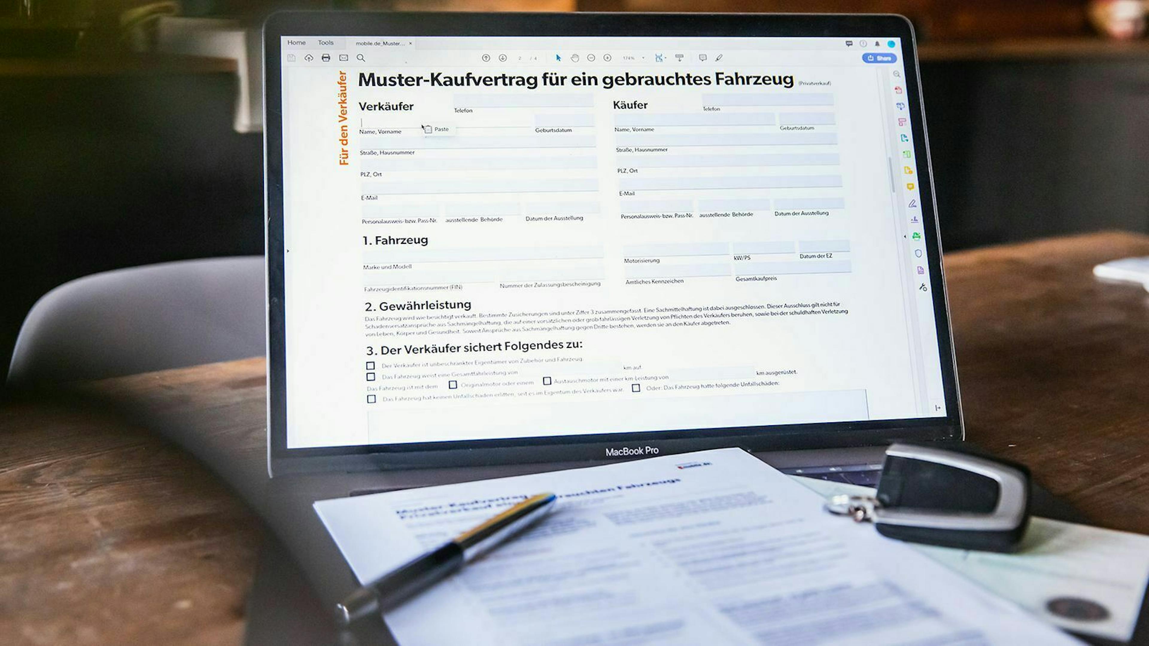 Der Muster-Kaufvertrag für ein gebrauchtes Fahrzeug von mobile.de lässt sich digital ausfüllen.