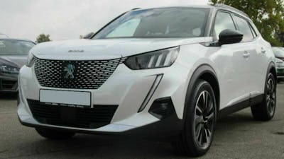 Peugeot e-2008
