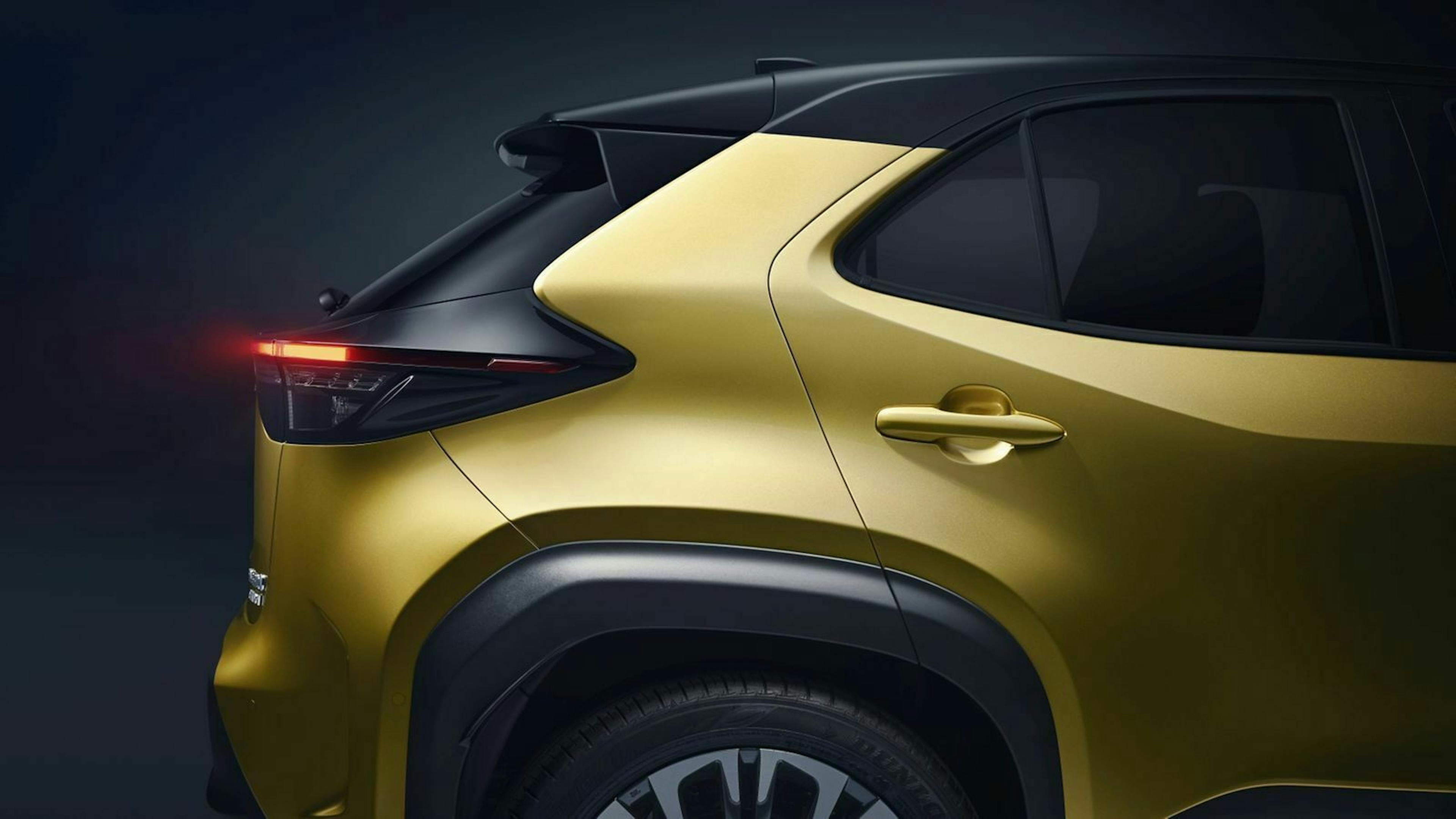 TOYOTA_NEW_YARIS_CROSS_REAR_RIGHT_DETAIL
