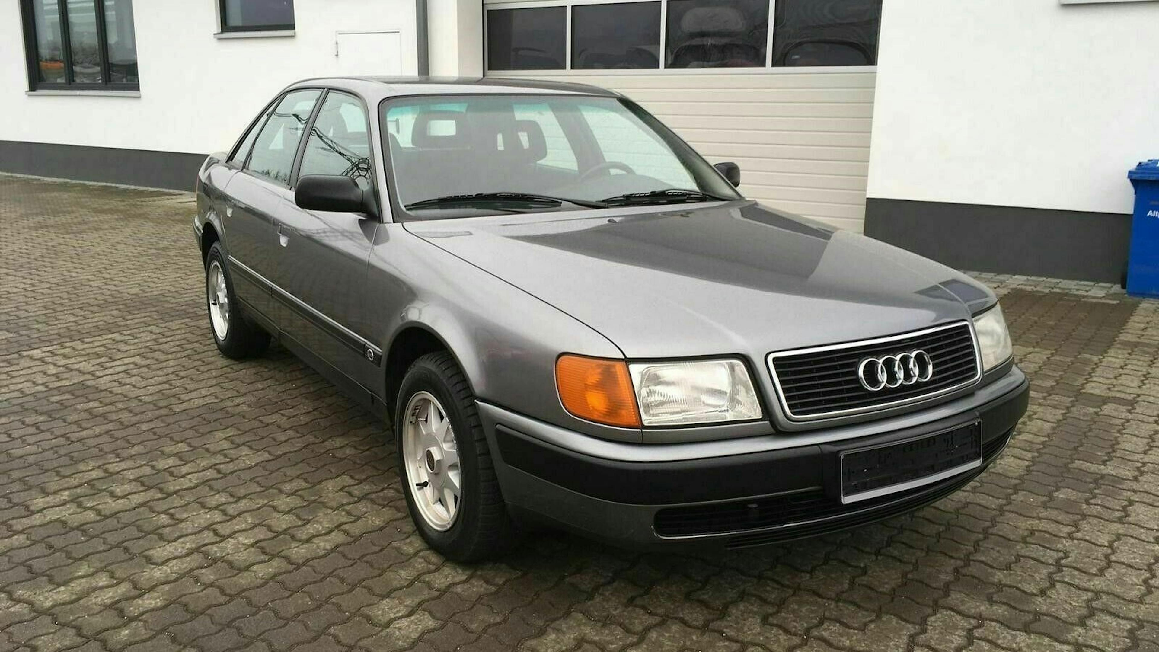 Audi 100 C4