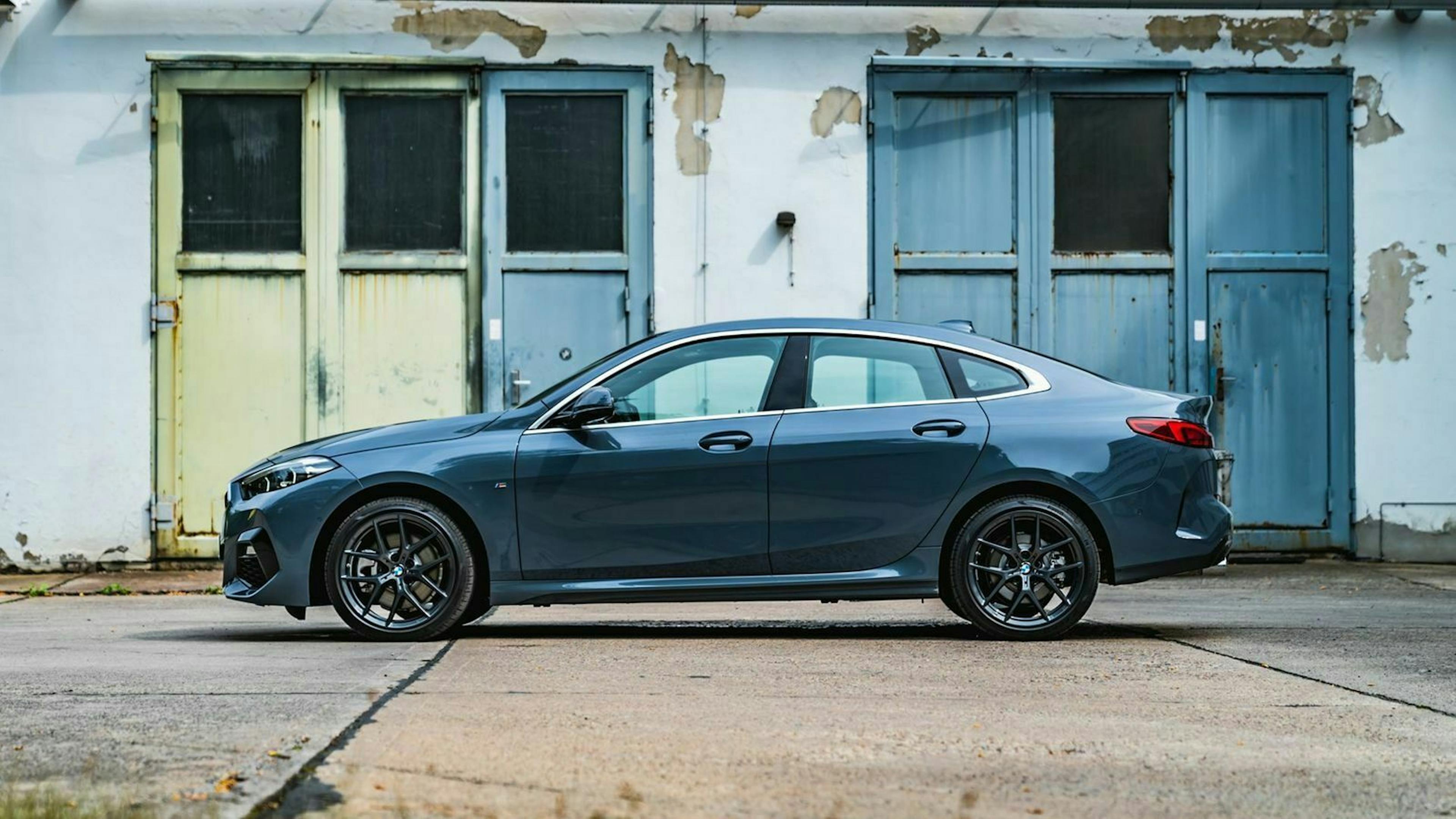 der BMW 2er GC in Seitenperspektive 