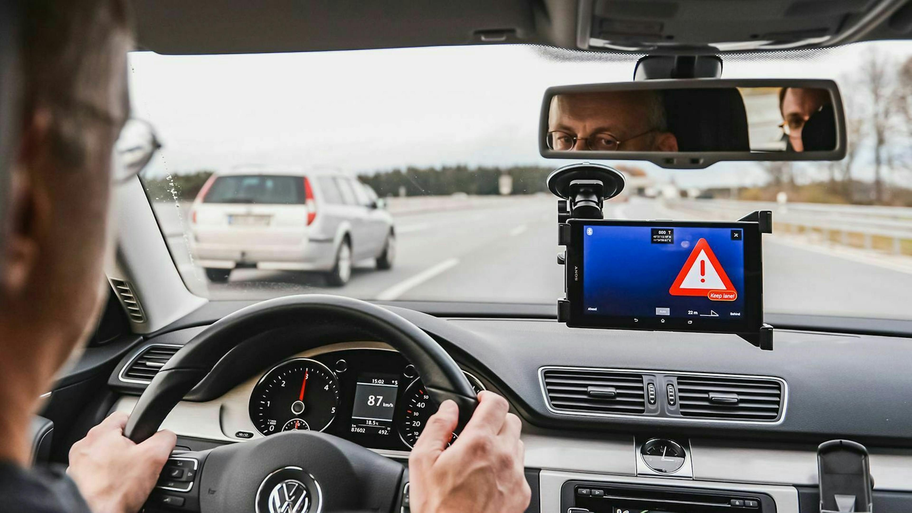 Digitales Testfeld Autobahn: So heißt ein Streckenabschnitt auf der A9, auf dem autonomes Fahren getestet werden kann.