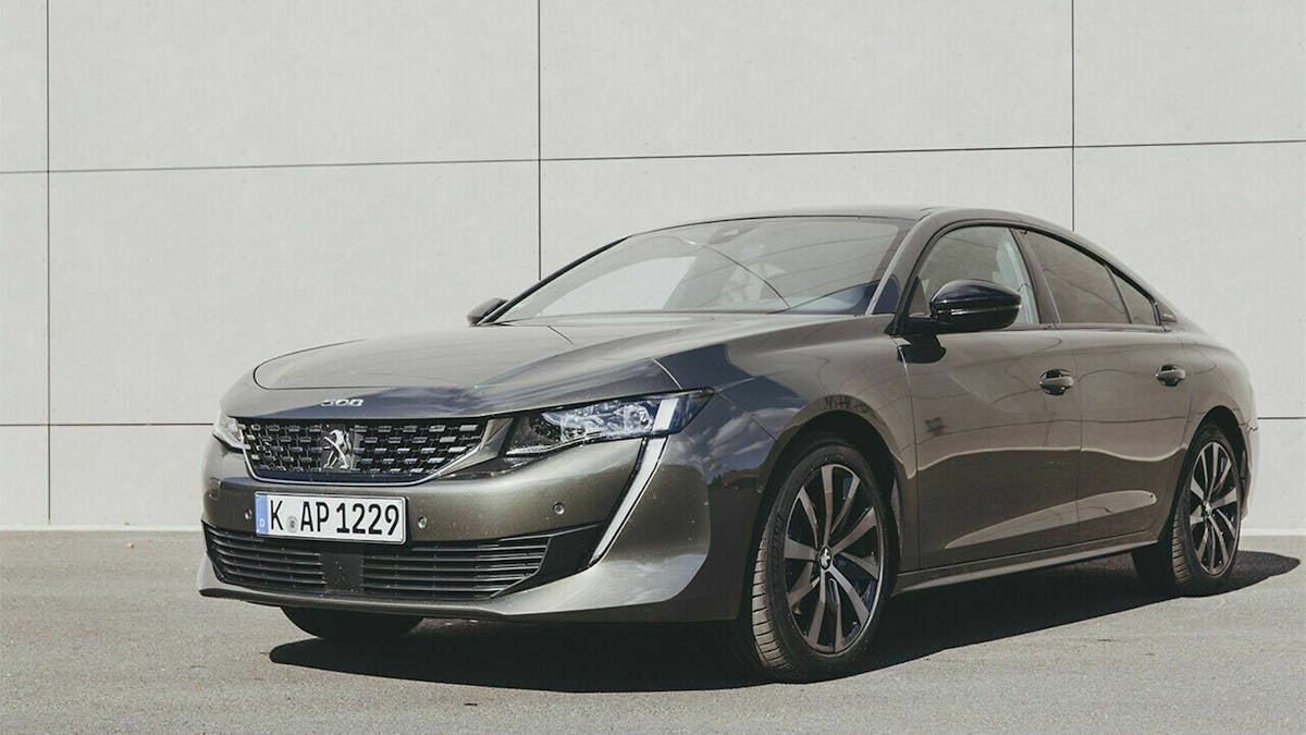 Eine ungewohnte Erscheinung in der Mittelklasse: Der Peugeot 508 sieht sportlich und elegant aus