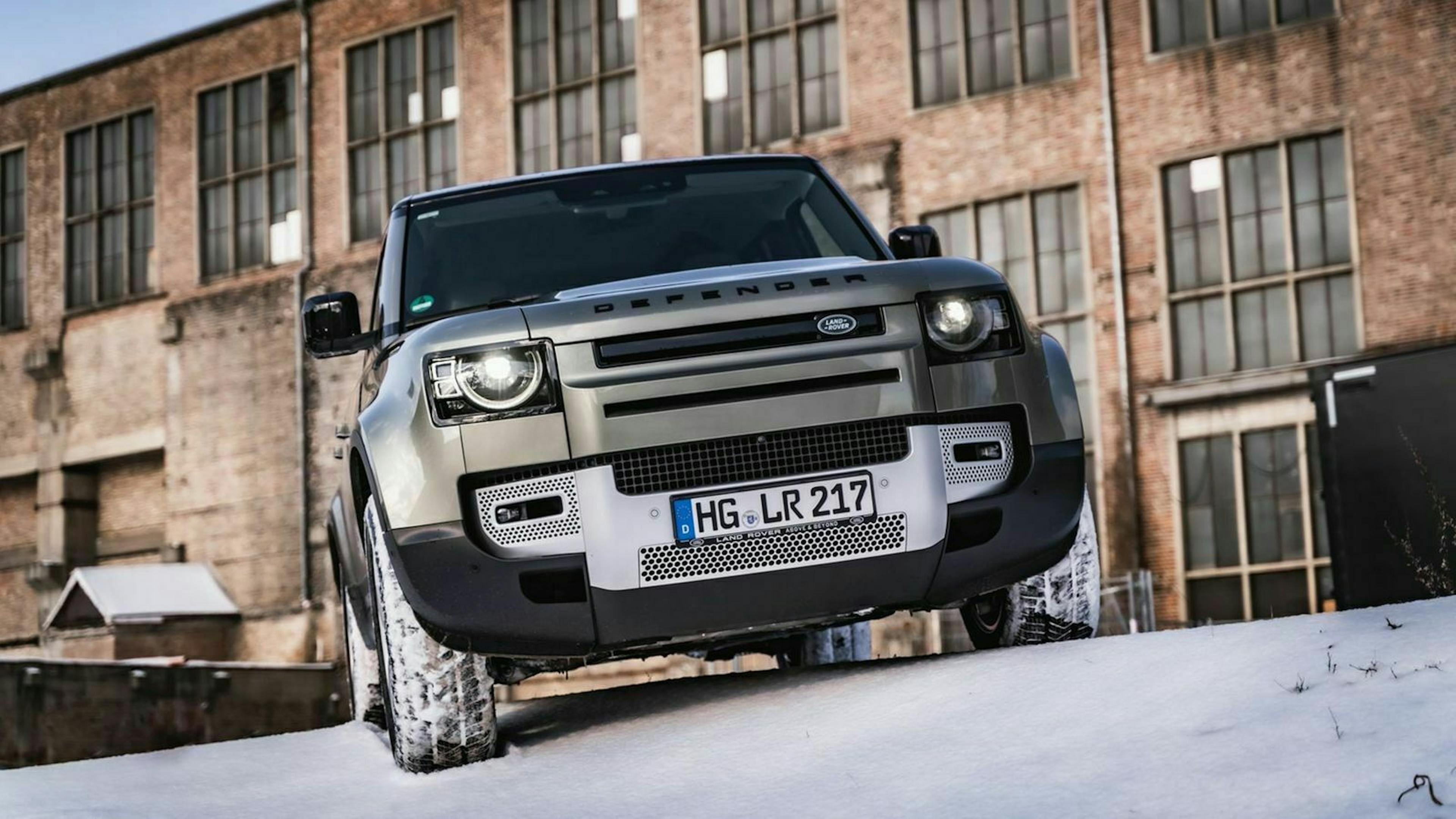 Land Rover Defender in Frontansicht