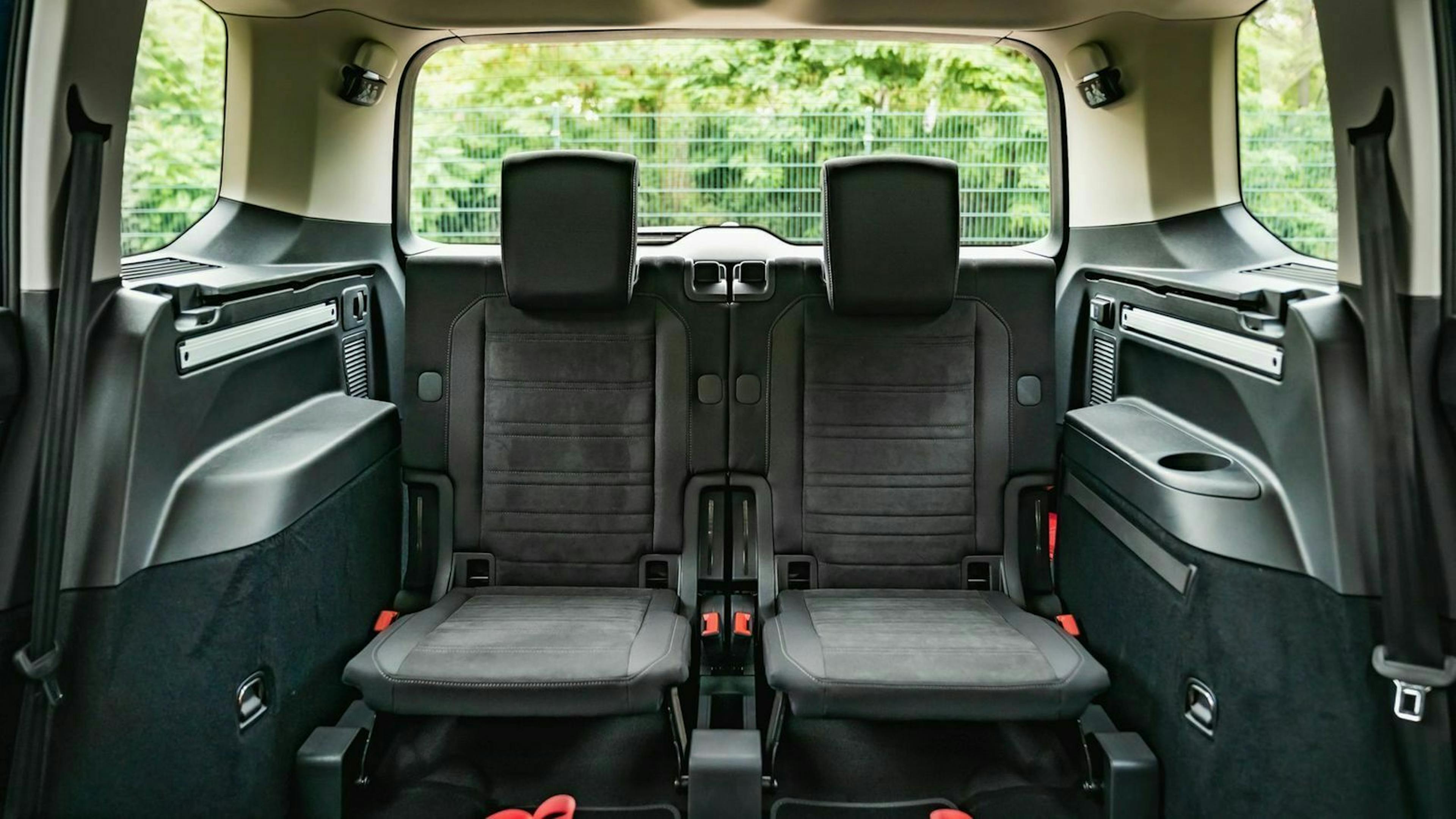 Zu sehen sind die Sitze aus Reihe drei des VW Touran