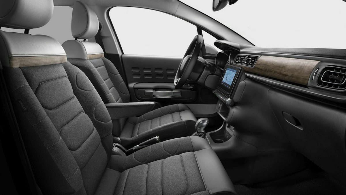 Zu sehen sind die Vordersitze des Citroën C3