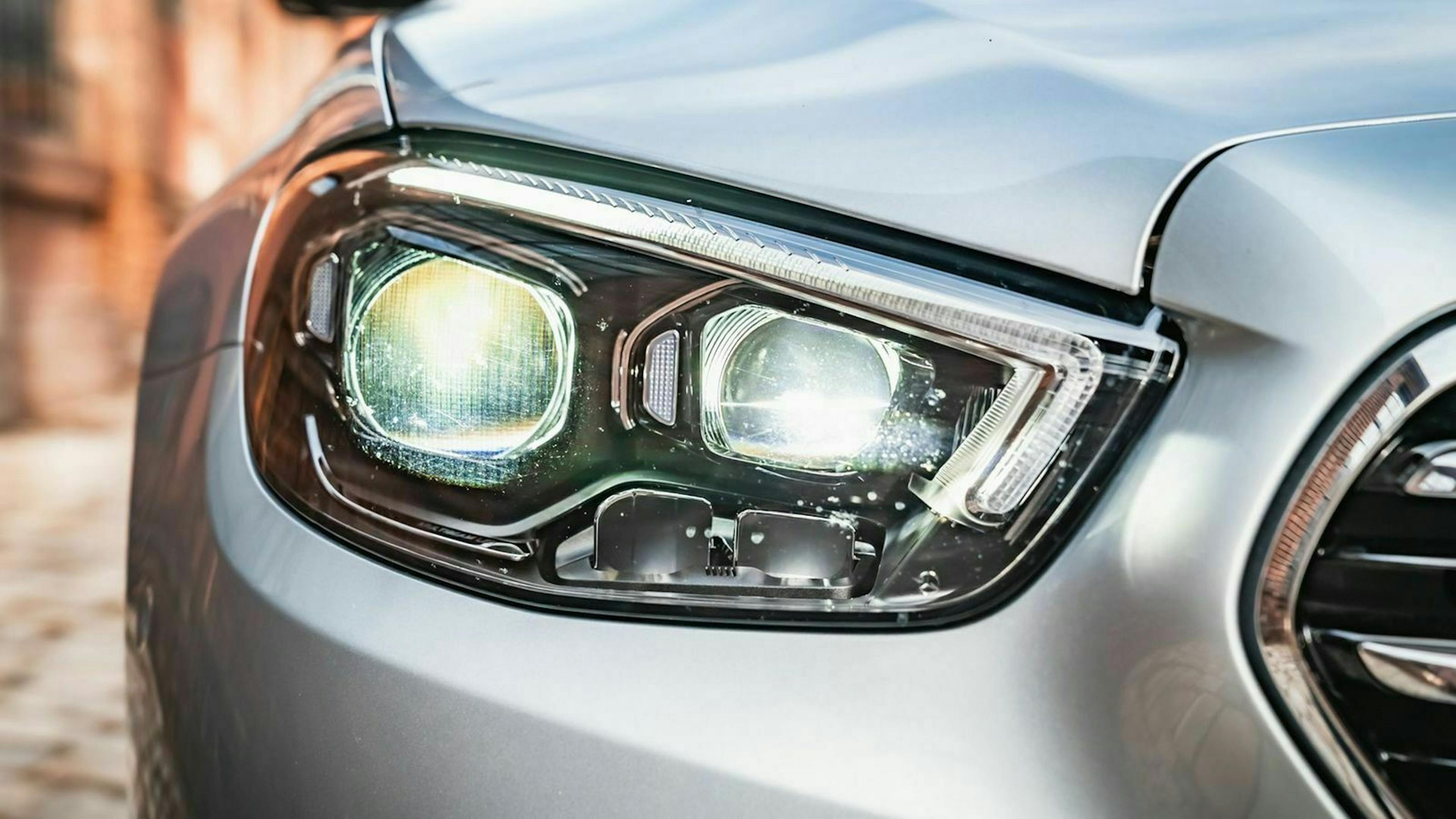 Mercedes E400d Scheinwerfer