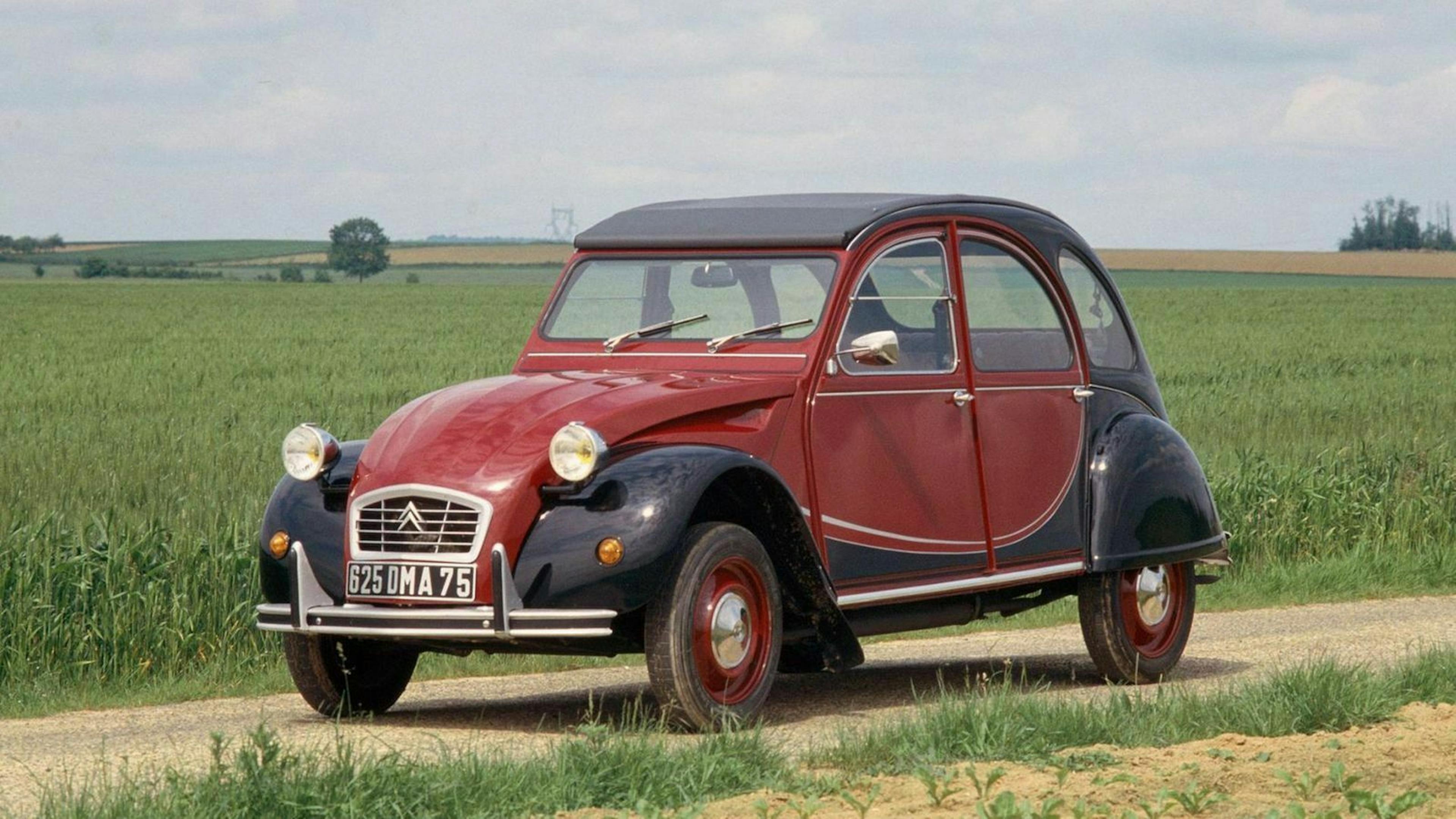 Citroen 2 CV in Frontansicht