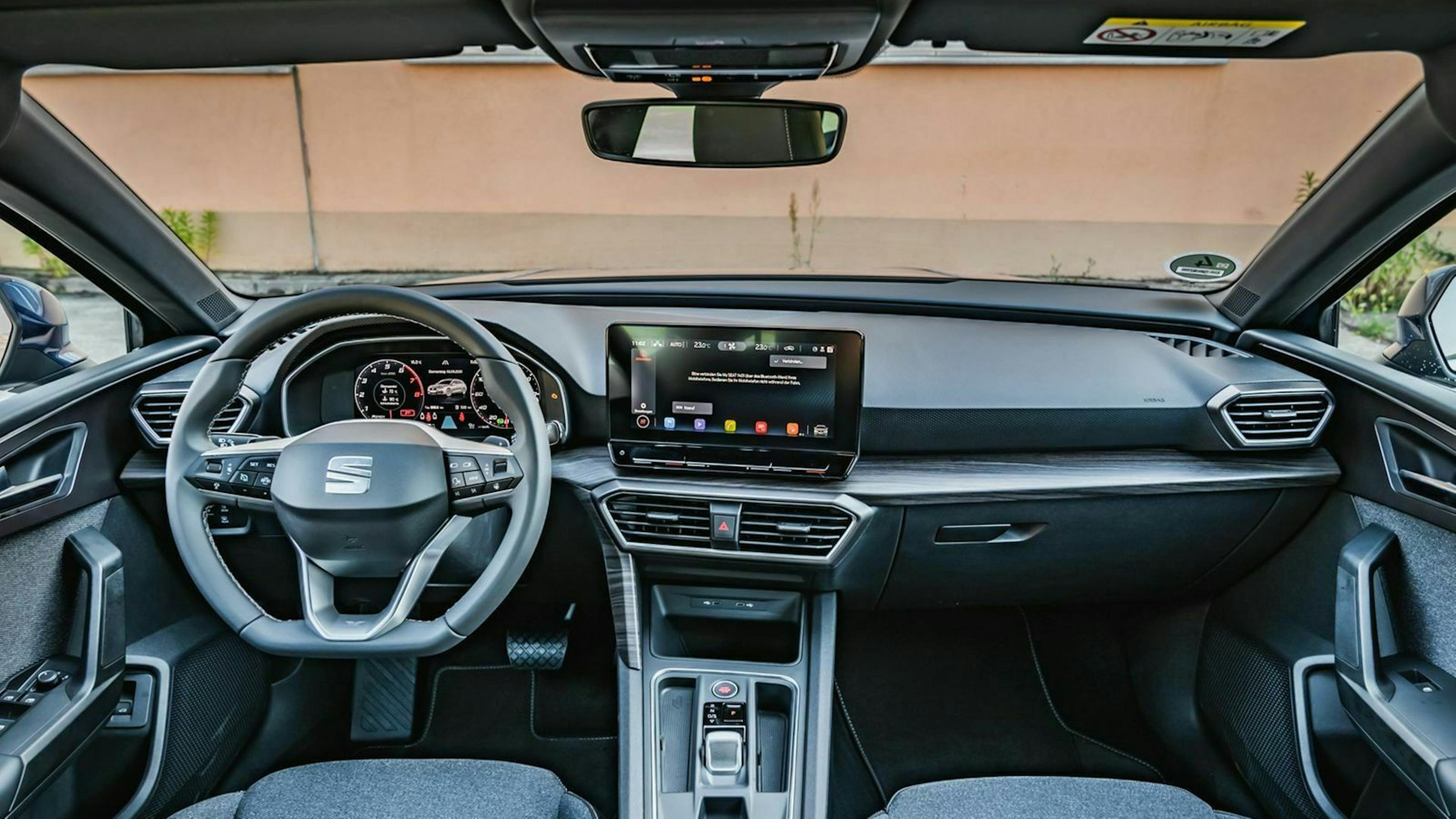 Seat Leon Cockpit